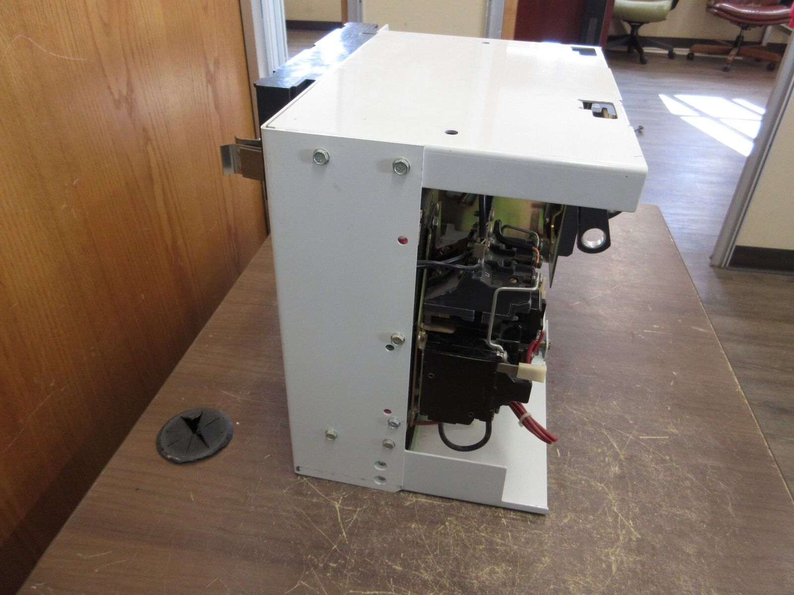 Allen-Bradley Size 1 MCC Bucket 2112B-BAB-3-4R-6-24R 480V 3Ph 60Hz 120V Coil