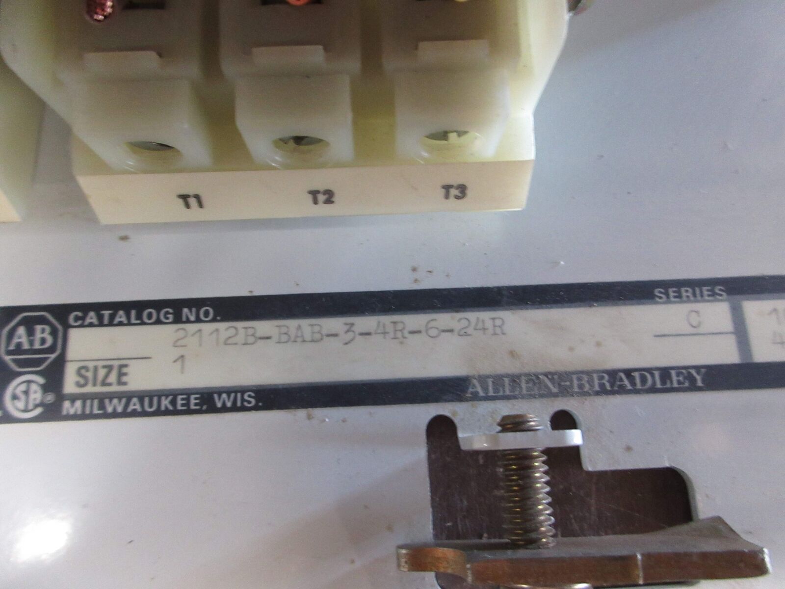 Allen-Bradley Size 1 MCC Bucket 2112B-BAB-3-4R-6-24R 480V 3Ph 60Hz 120V Coil