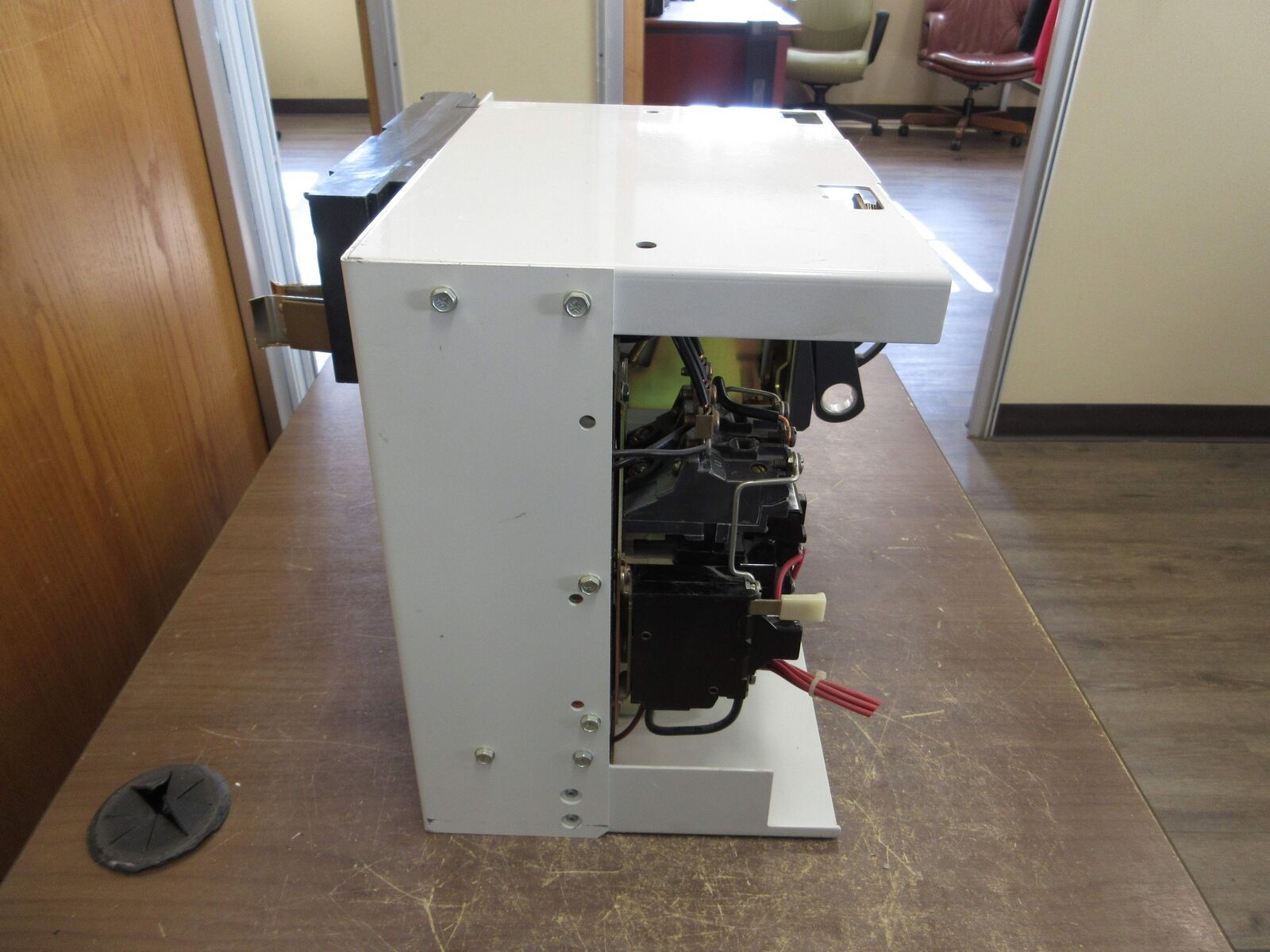 Allen-Bradley Size 1 MCC Bucket 2112B-BAB-3-4R-6-24R 480V 3Ph 60Hz 120V Coil