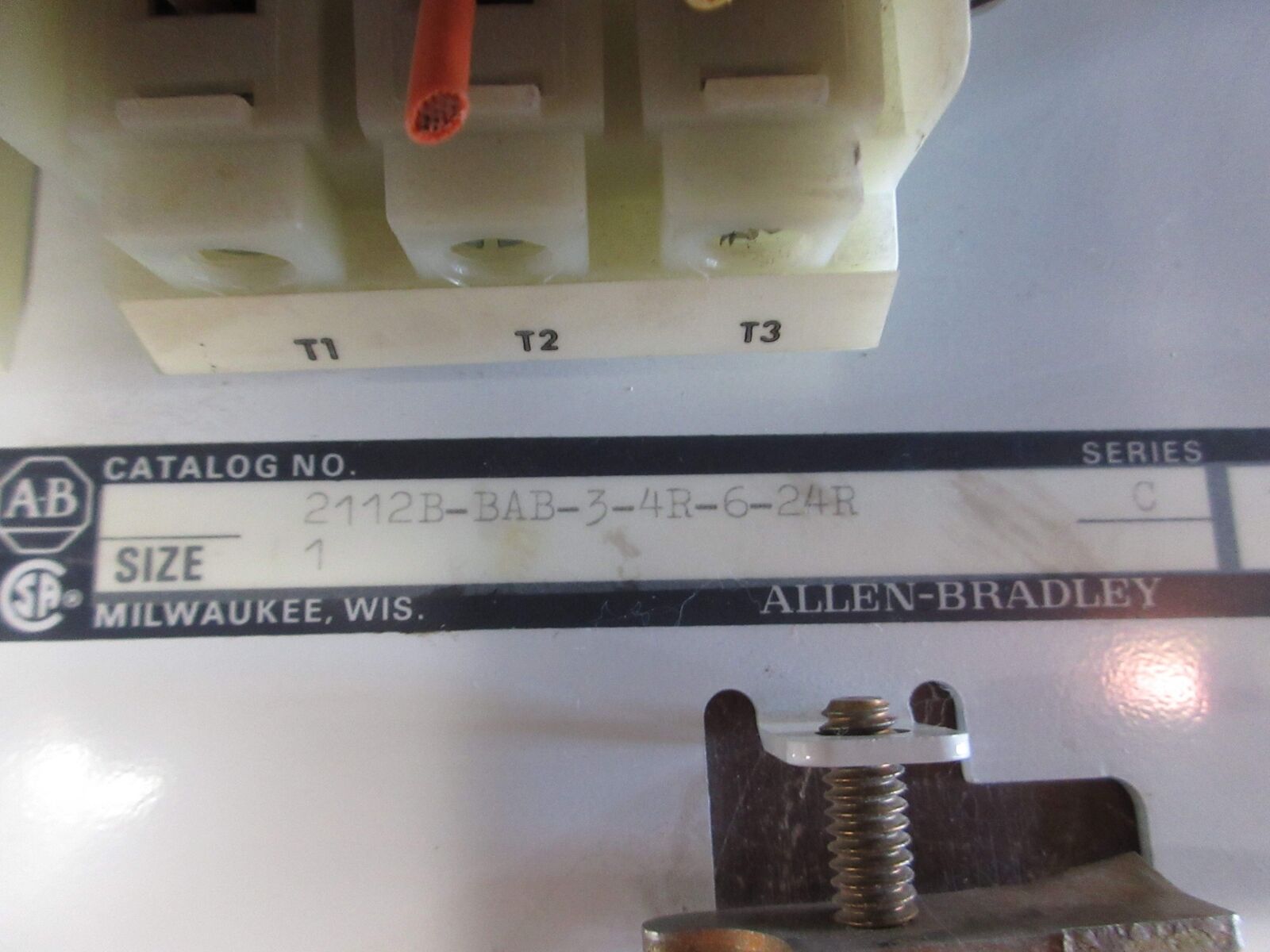 Allen-Bradley Size 1 MCC Bucket 2112B-BAB-3-4R-6-24R 480V 3Ph 60Hz 120V Coil