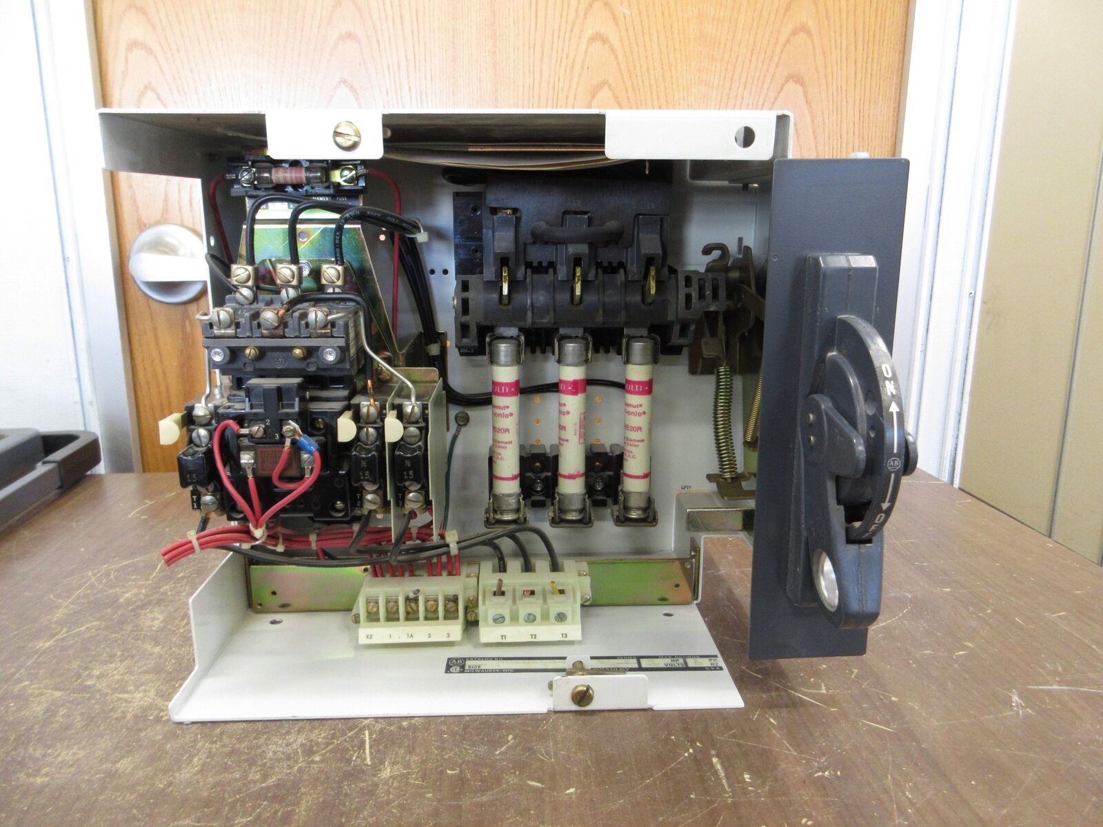 Allen-Bradley Size 1 MCC Bucket 2112B-BAB-3-4R-6-24R 480V 3Ph 60Hz 120V Coil
