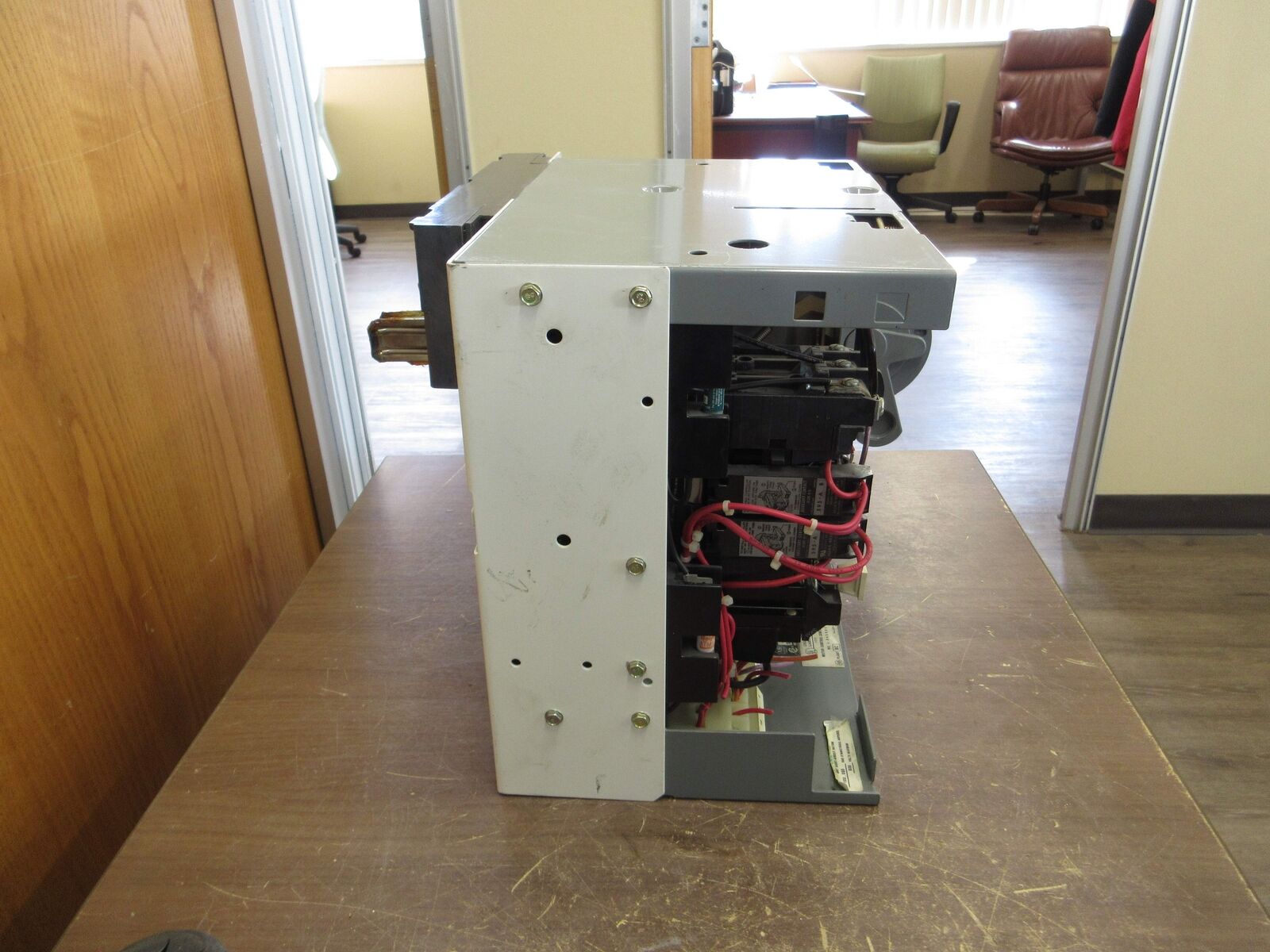 Allen-Bradley Size 1 MCC Bucket 2112B-BDB-4R-6P-24R-9000 480V 3Ph 60Hz 120V Coil