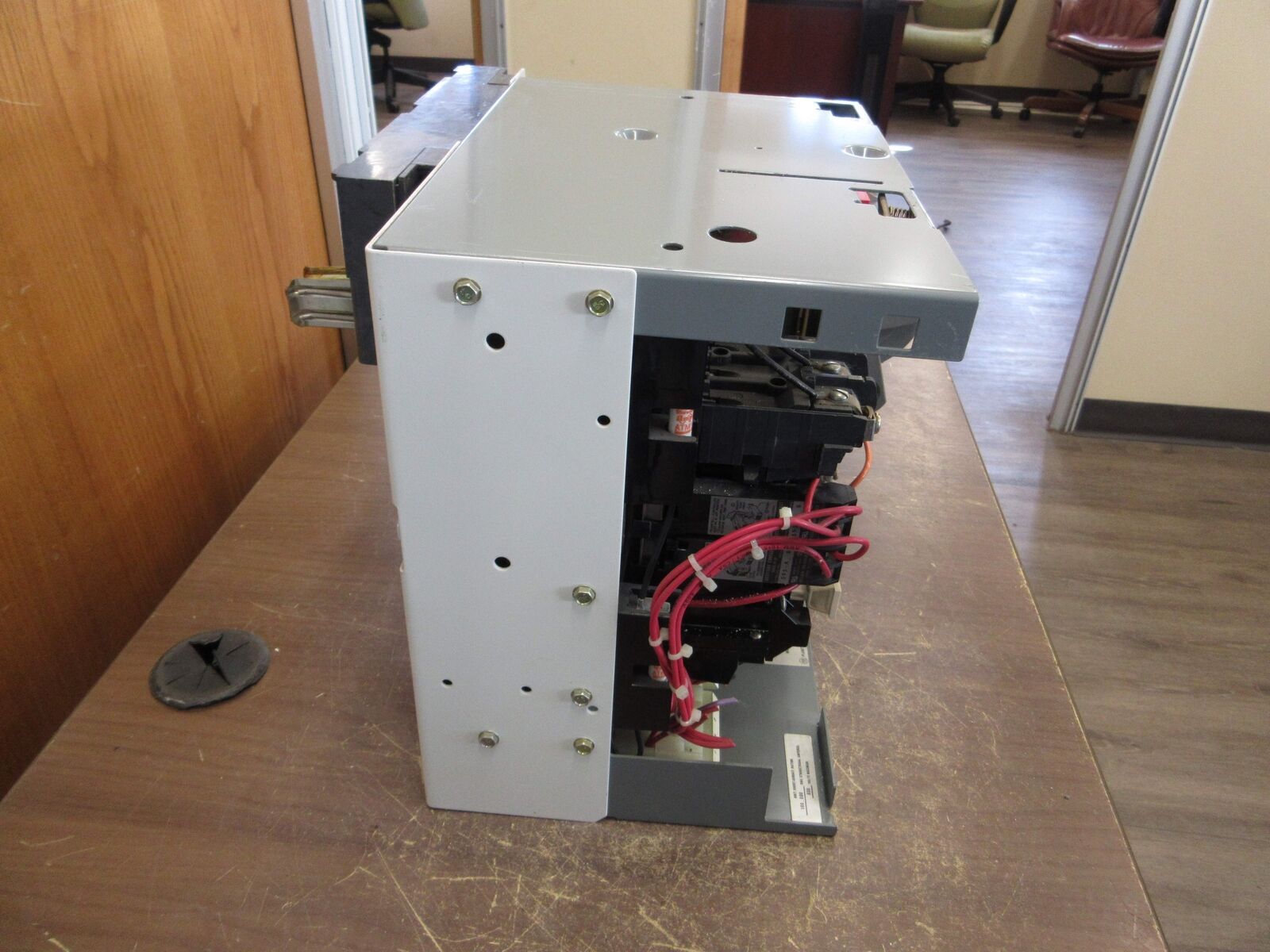 Allen-Bradley Size 1 MCC Bucket 2112B-BDB-4R-6P-24R-9000 480V 3Ph 60Hz 120V Coil