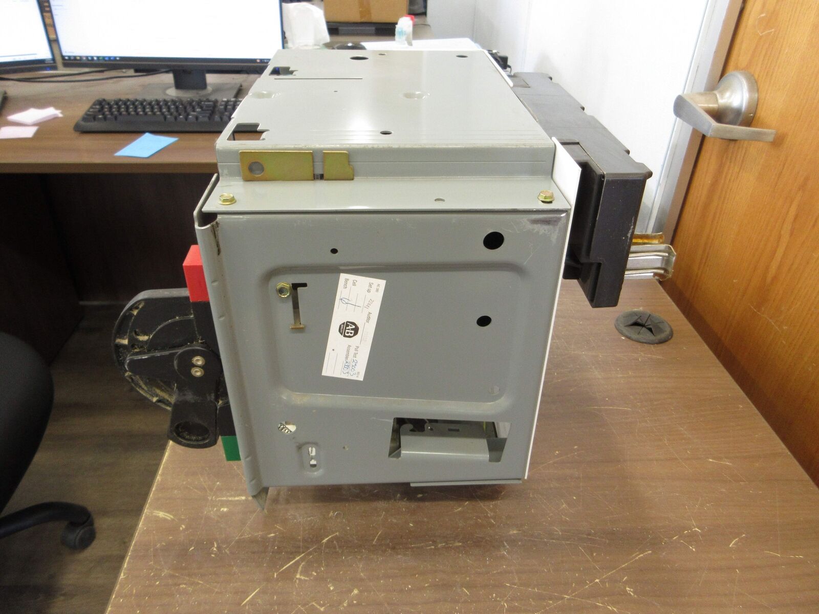 Allen-Bradley Size 2 MCC Bucket YUGWQY923/1AW 480V 3Ph 60Hz 120V Coil *No Door*