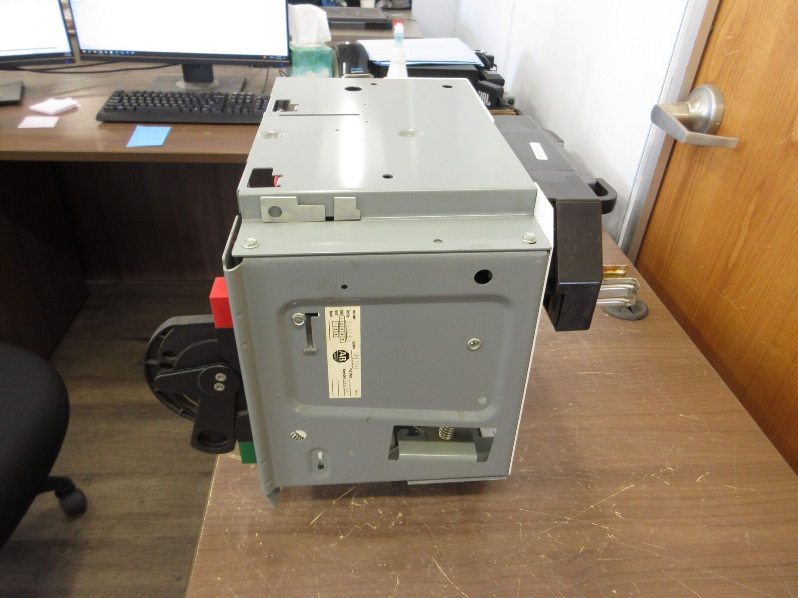 Allen-Bradley Size 1 MCC Bucket 2112B-BDBD-7FEEC-17-21-24J-37 X 480V 3Ph 60Hz