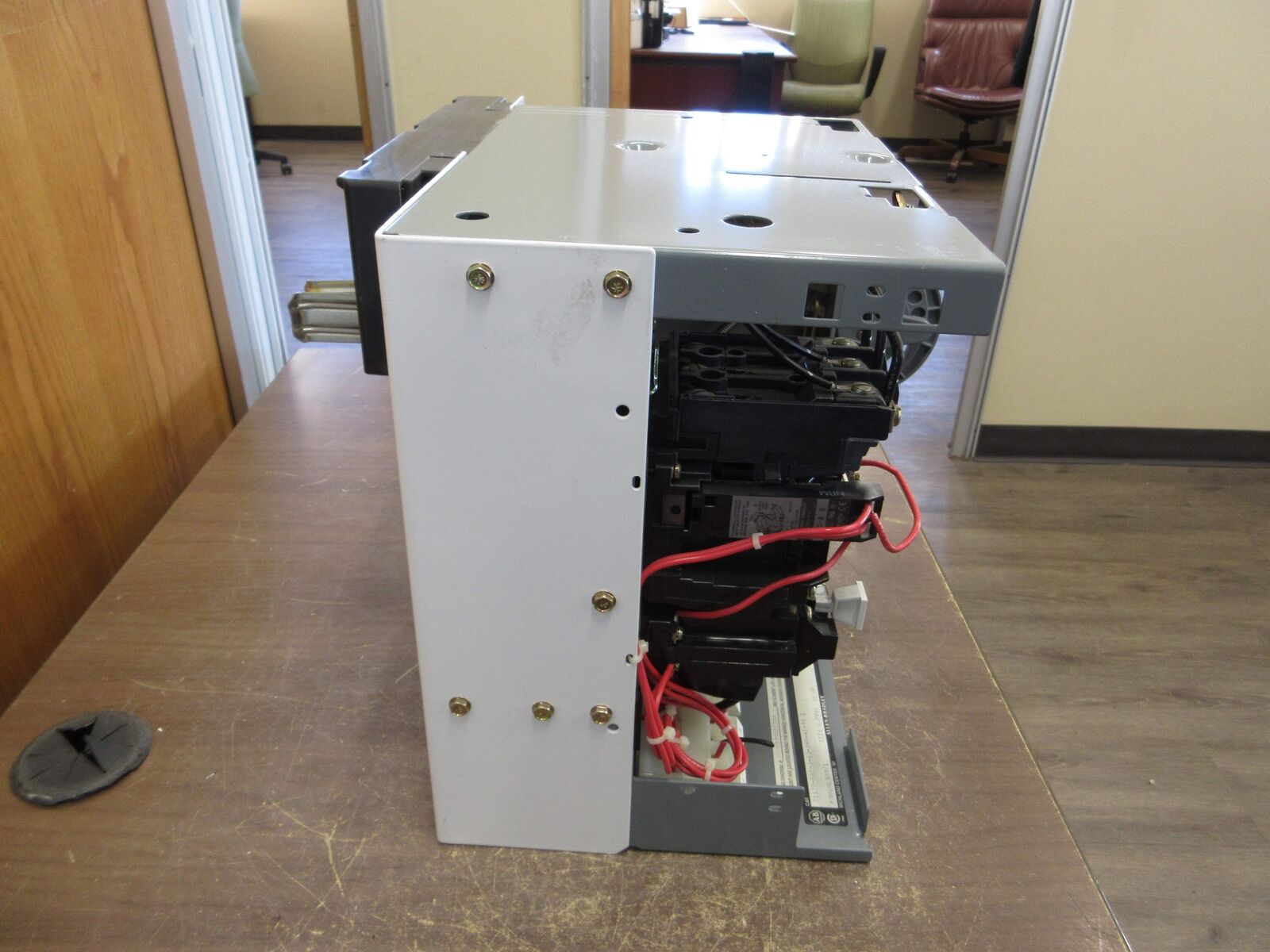 Allen-Bradley Size 1 MCC Bucket 2112B-BAB-3-6S-24R-41-90 Q 480V 3Ph 60Hz Used