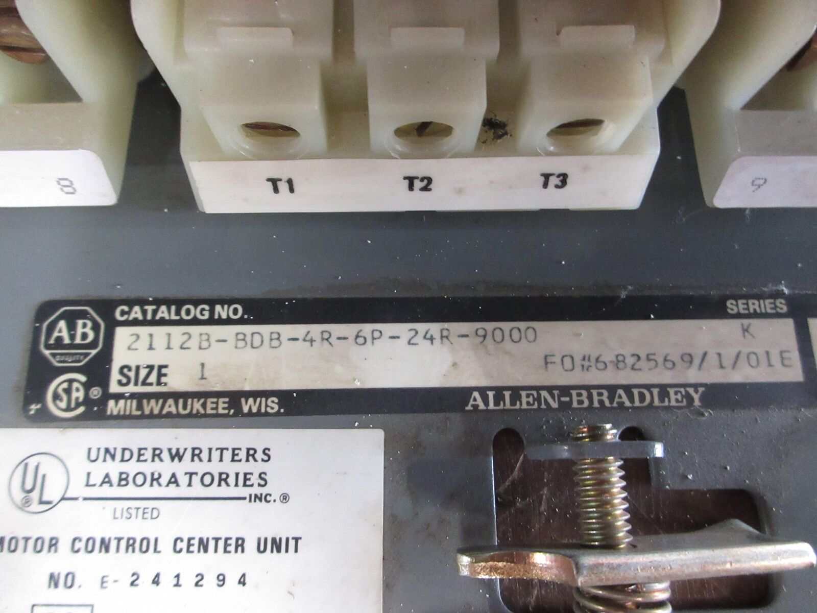 Allen-Bradley Size 1 MCC Bucket 2112B-BDB-4R-6P-24R-9000 480V 3Ph 60Hz 120V Coil