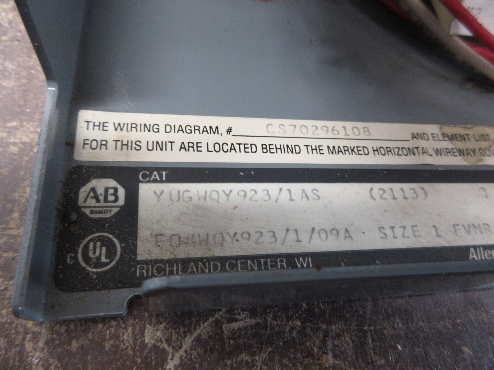 Allen-Bradley Size 1 MCC Bucket YUGWQY923/1AS 480V 3Ph 60Hz 120V Coil w/ Door