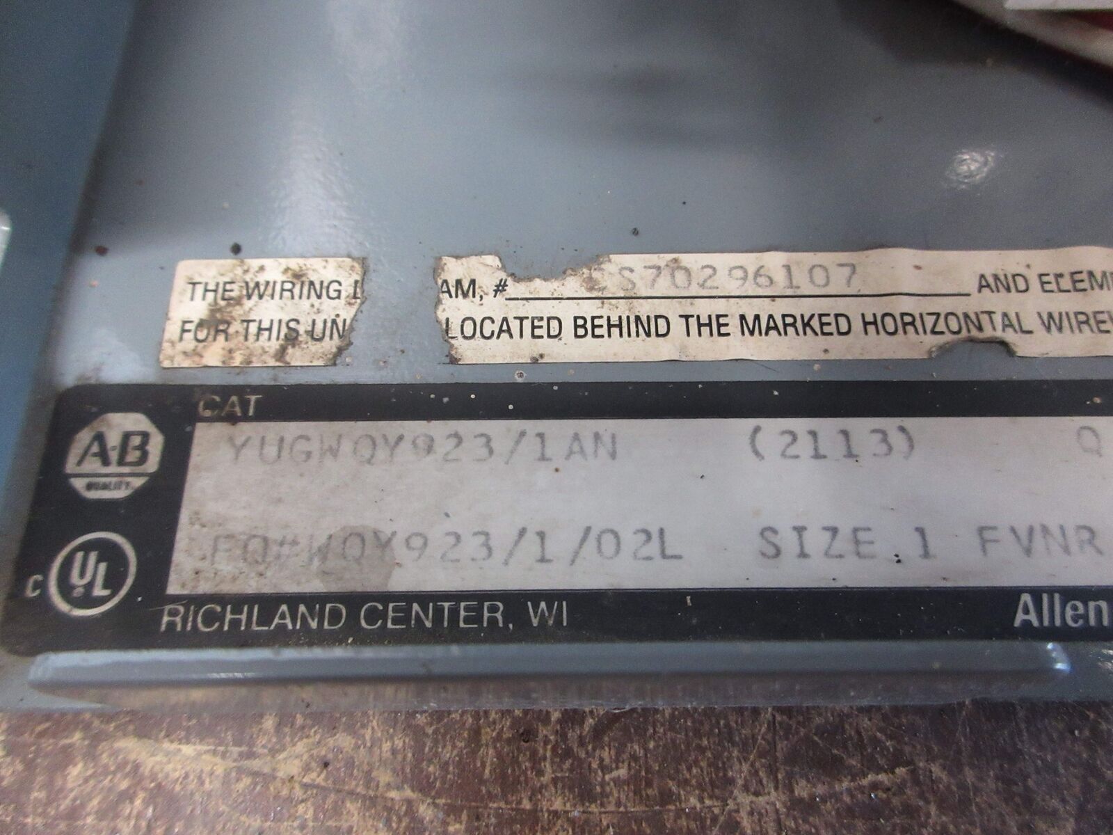 Allen-Bradley Size 1 MCC Bucket YUGWQY923/1AN 480V 3Ph 60Hz 120V Coil w/ Door