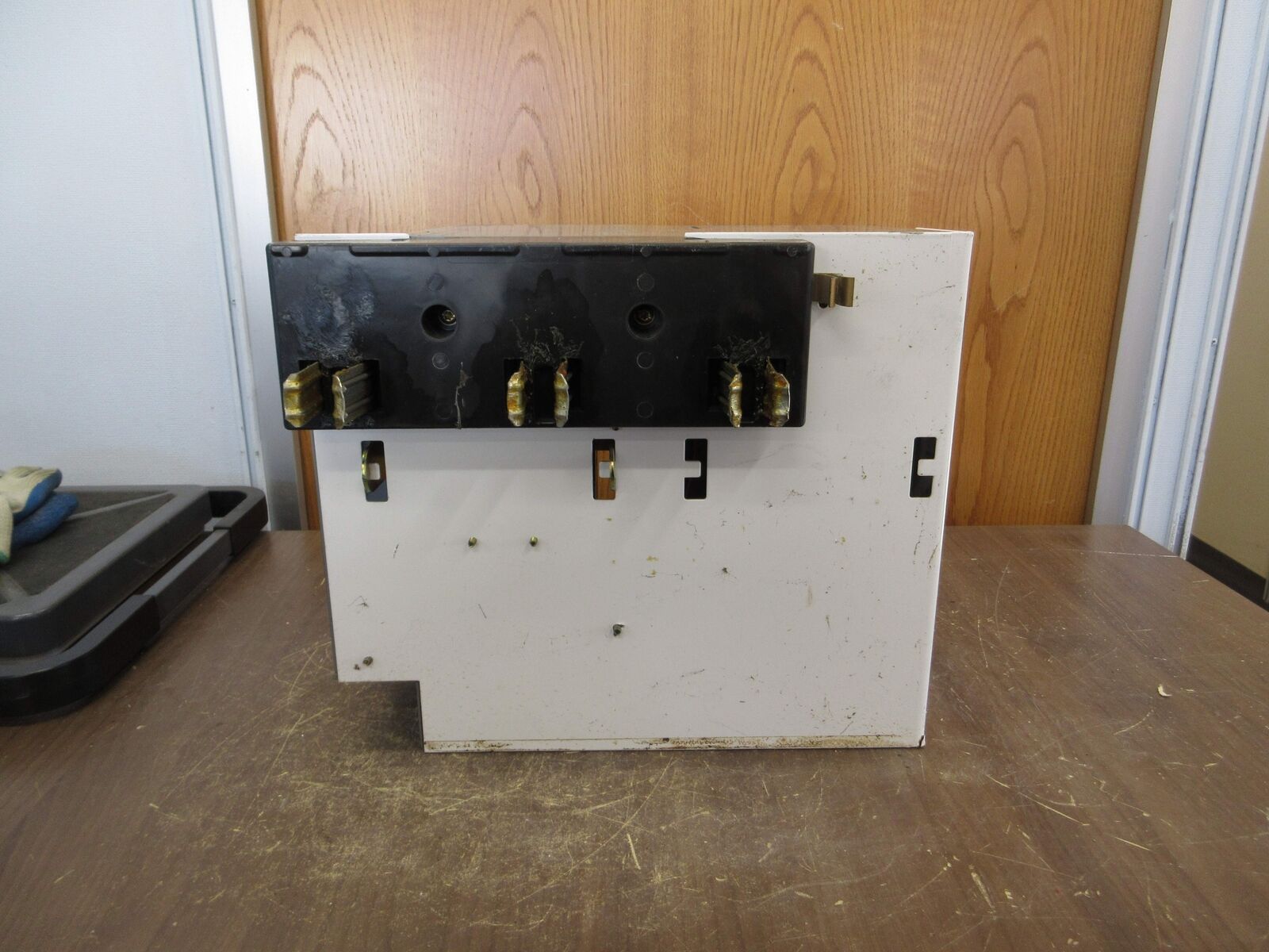 Allen-Bradley Size 1 MCC Bucket YUGWQY923/1AN 480V 3Ph 60Hz 120V Coil w/ Door