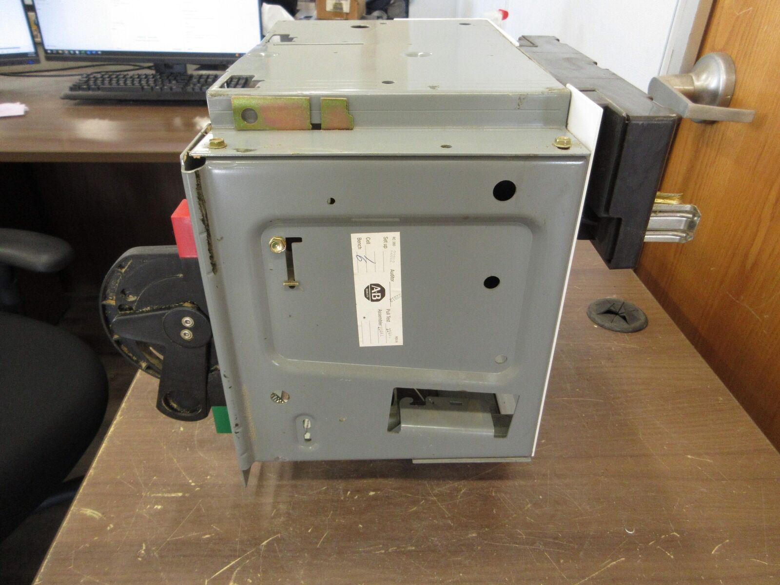 Allen-Bradley Size 1 MCC Bucket 2113B-BDBD-7FEC2A-37CA-98 Q 480V 3Ph 60Hz Used
