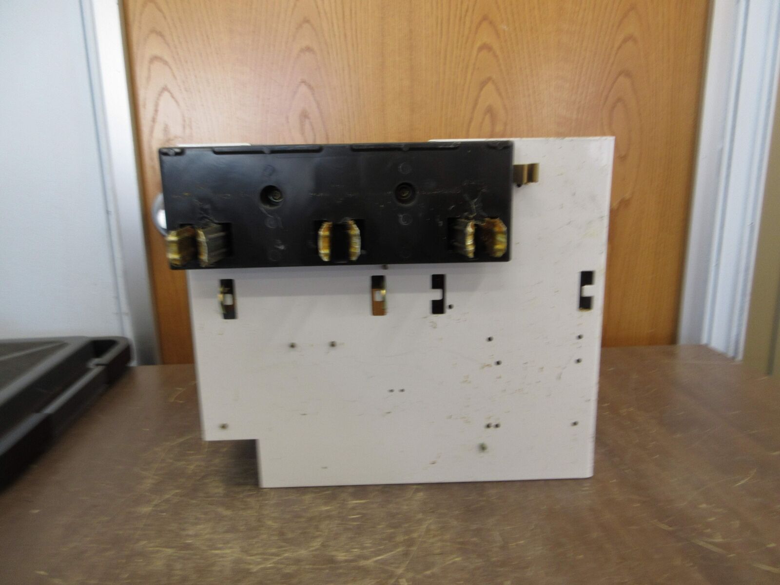 Allen-Bradley Size 1 MCC Bucket YUGWQY923/1AR 480V 3Ph 60Hz 120V Coil w/ Door
