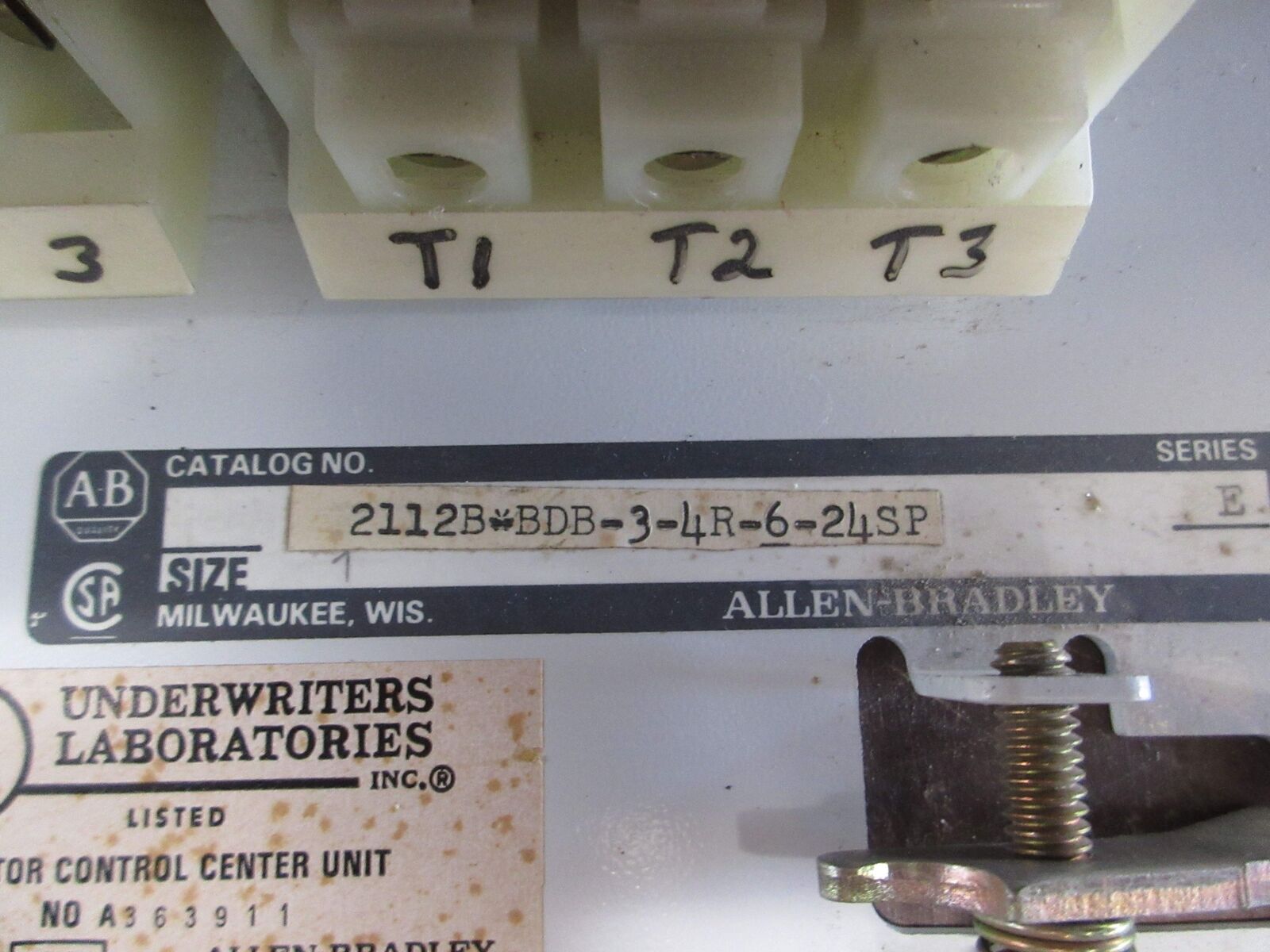 Allen-Bradley Size 1 MCC Bucket 2112B-BDB-3-4R-6-24SP 480V 3Ph 60Hz 120V Coil