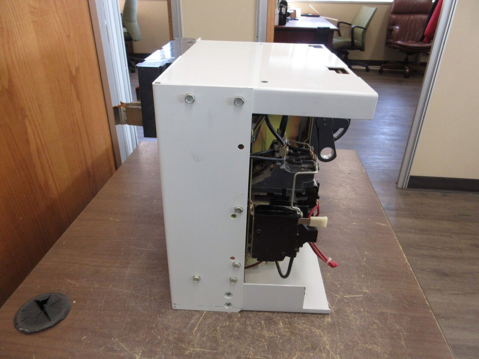 Allen-Bradley Size 1 MCC Bucket 2112B-BAB-3-4R-6-24R 480V 3Ph 60Hz 120V Coil