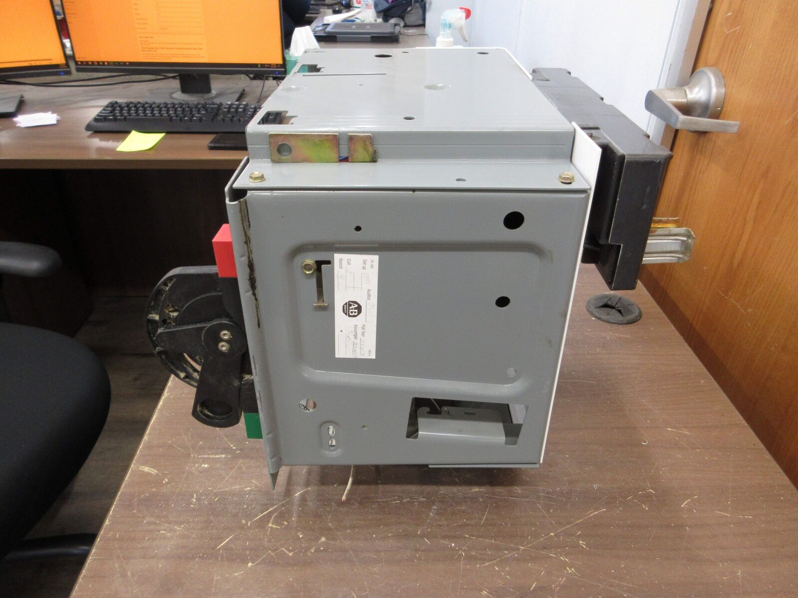 Allen-Bradley Size 1 MCC Bucket YUGWQY923/1AR 480V 3Ph 60Hz 120V Coil