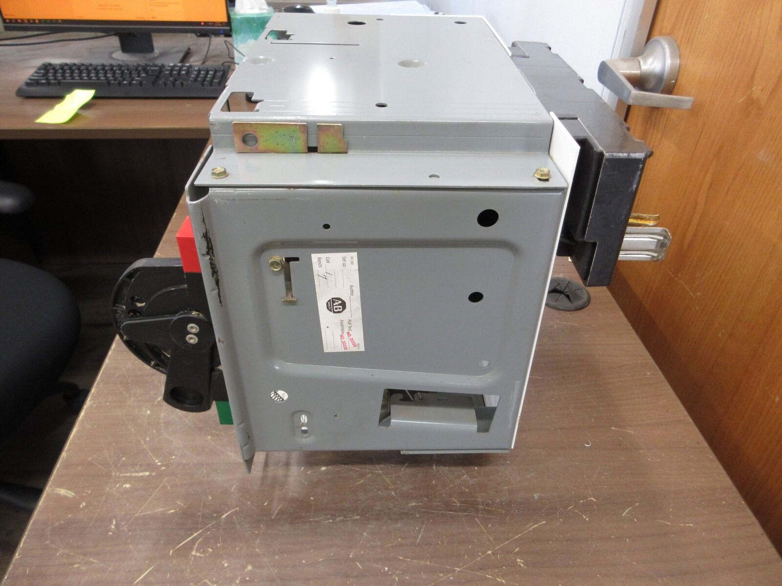 Allen-Bradley Size 1 MCC Bucket YUGWQY923/1AN 480V 3Ph 60Hz 120V Coil