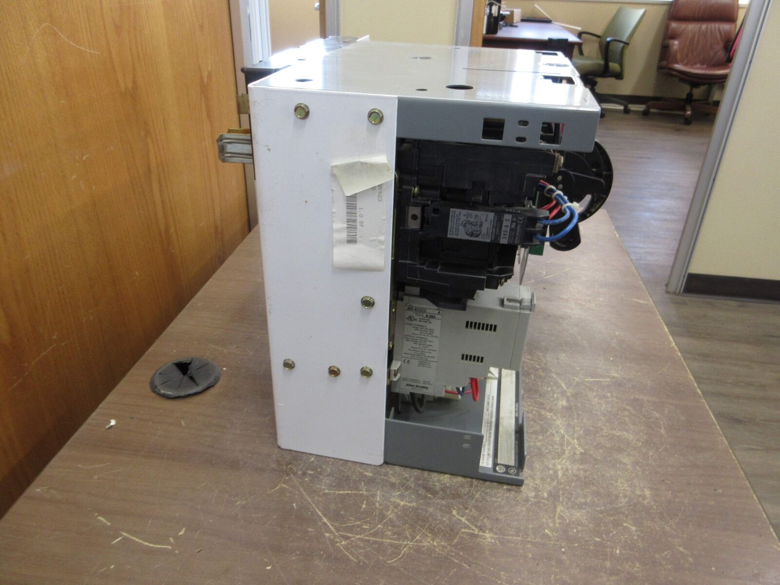 Allen-Bradley Size 1 MCC Bucket YUGWQY923/1AN 480V 3Ph 60Hz 120V Coil