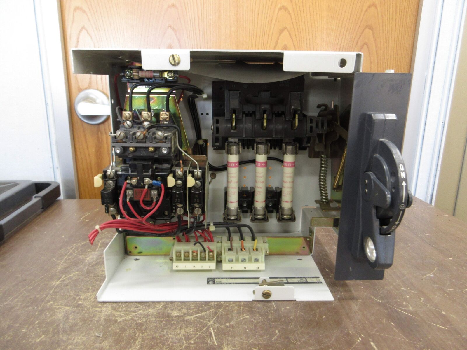 Allen-Bradley Size 1 MCC Bucket 2112B-BAB-3-4R-6-24R 480V 3Ph 60Hz 120V Coil
