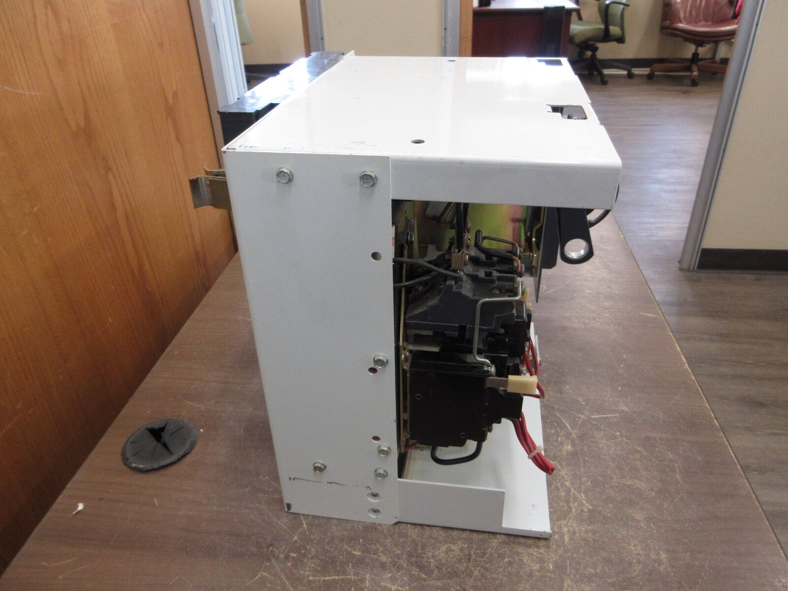Allen-Bradley Size 1 MCC Bucket 2112B-BAB-3-4R-6-24R 480V 3Ph 60Hz 120V Coil
