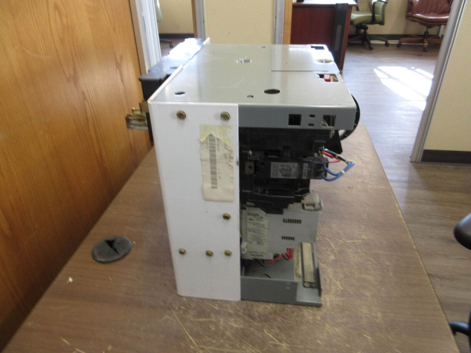 Allen-Bradley Size 1 MCC Bucket 2113B-BDBD-7FEC2A-37CA-98 Q 480V 3Ph 60Hz Used