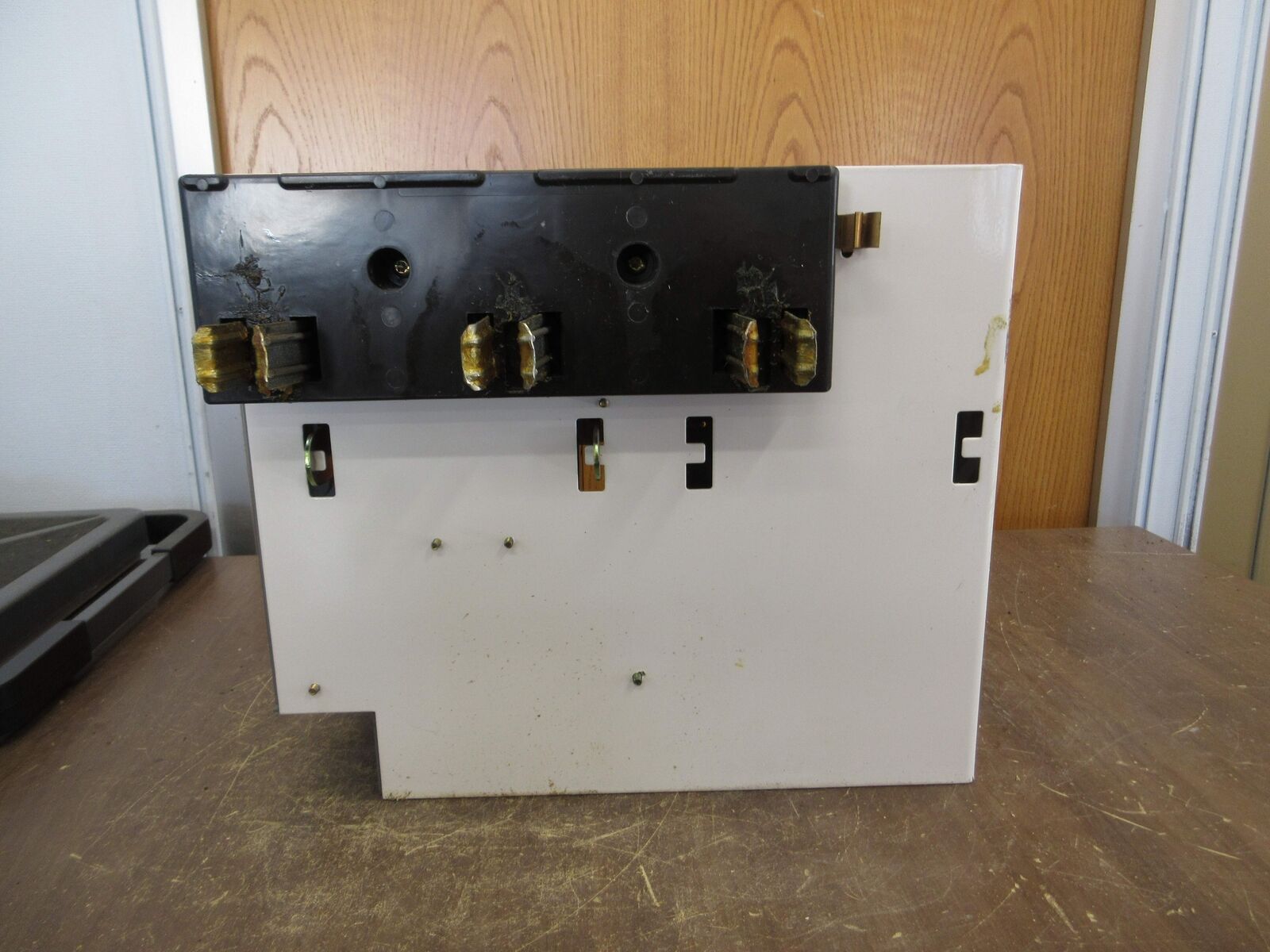 Allen-Bradley Size 1 MCC Bucket YUGWQY923/1AS 480V 3Ph 60Hz 120V Coil w/ Door