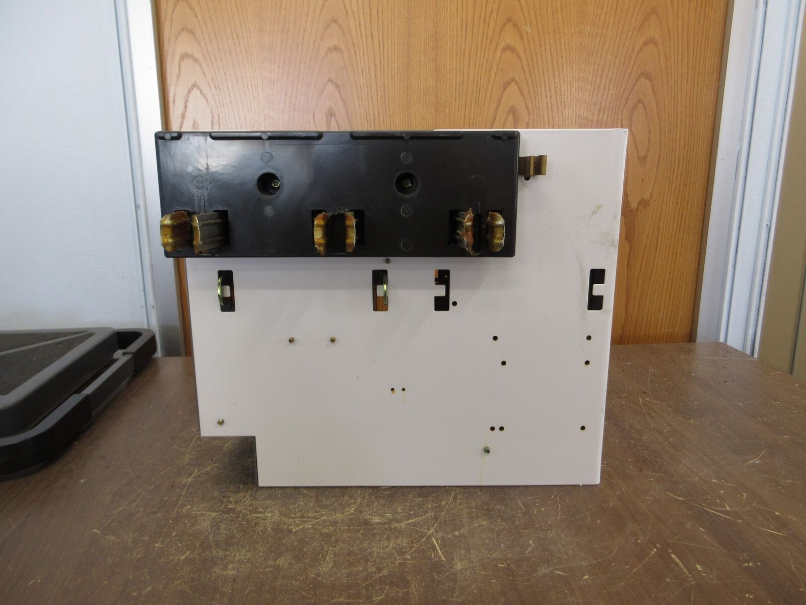 Allen-Bradley Size 1 MCC Bucket YUGWQY923/1AR 480V 3Ph 60Hz 120V Coil w/ Door