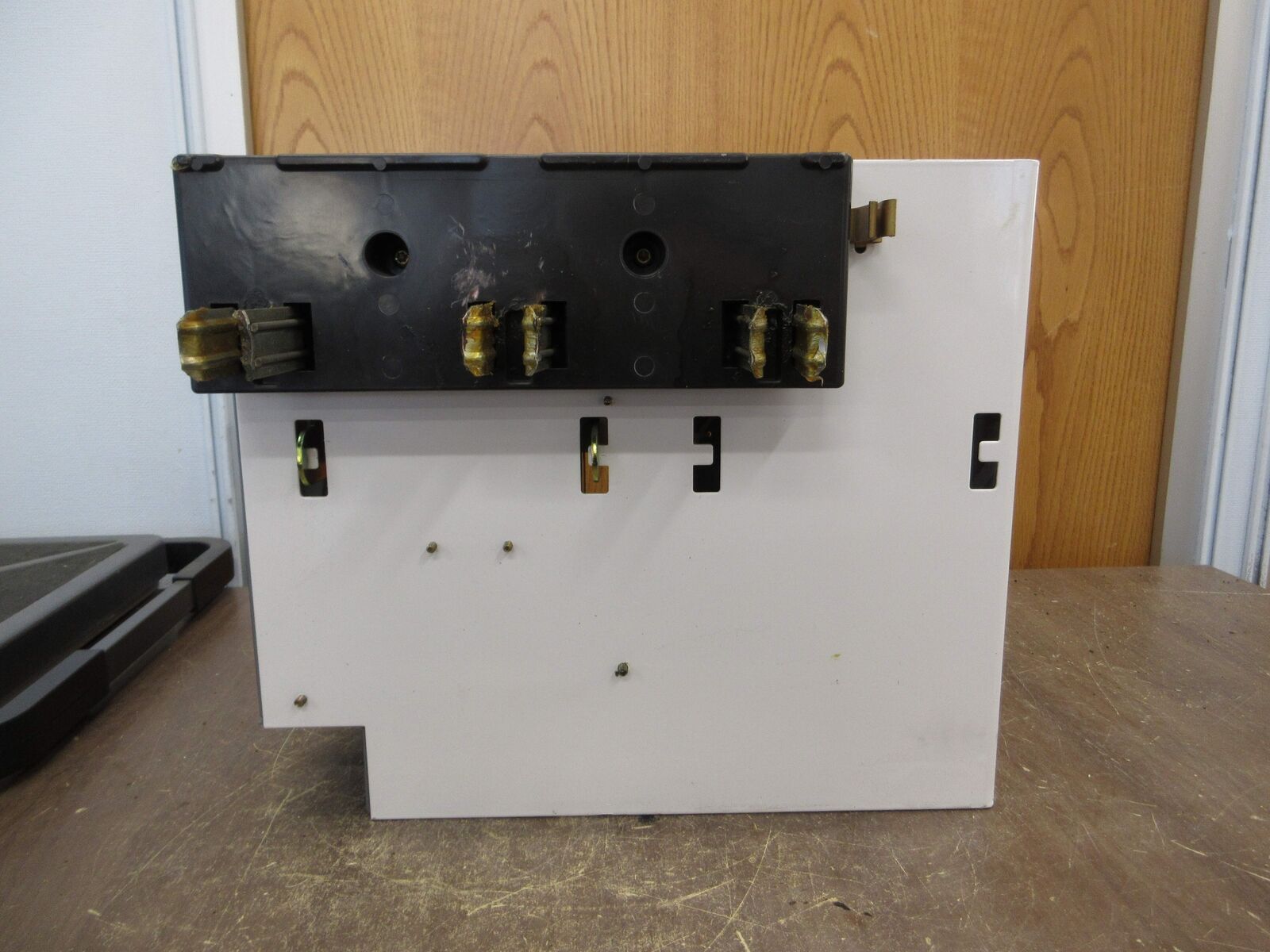 Allen-Bradley Size 1 MCC Bucket YUGWQY923/1AS 480V 3Ph 60Hz 120V Coil w/ Door