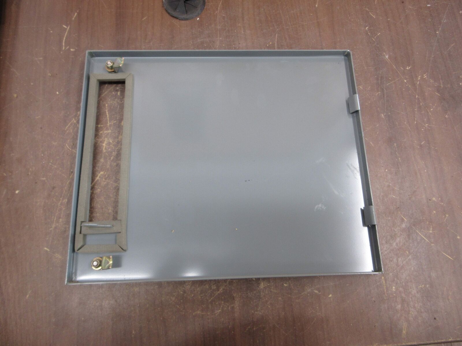 Allen-Bradley Size 1 MCC Bucket YUGWQY923/1AV 480V 3Ph 60Hz 120V Coil w/ Door