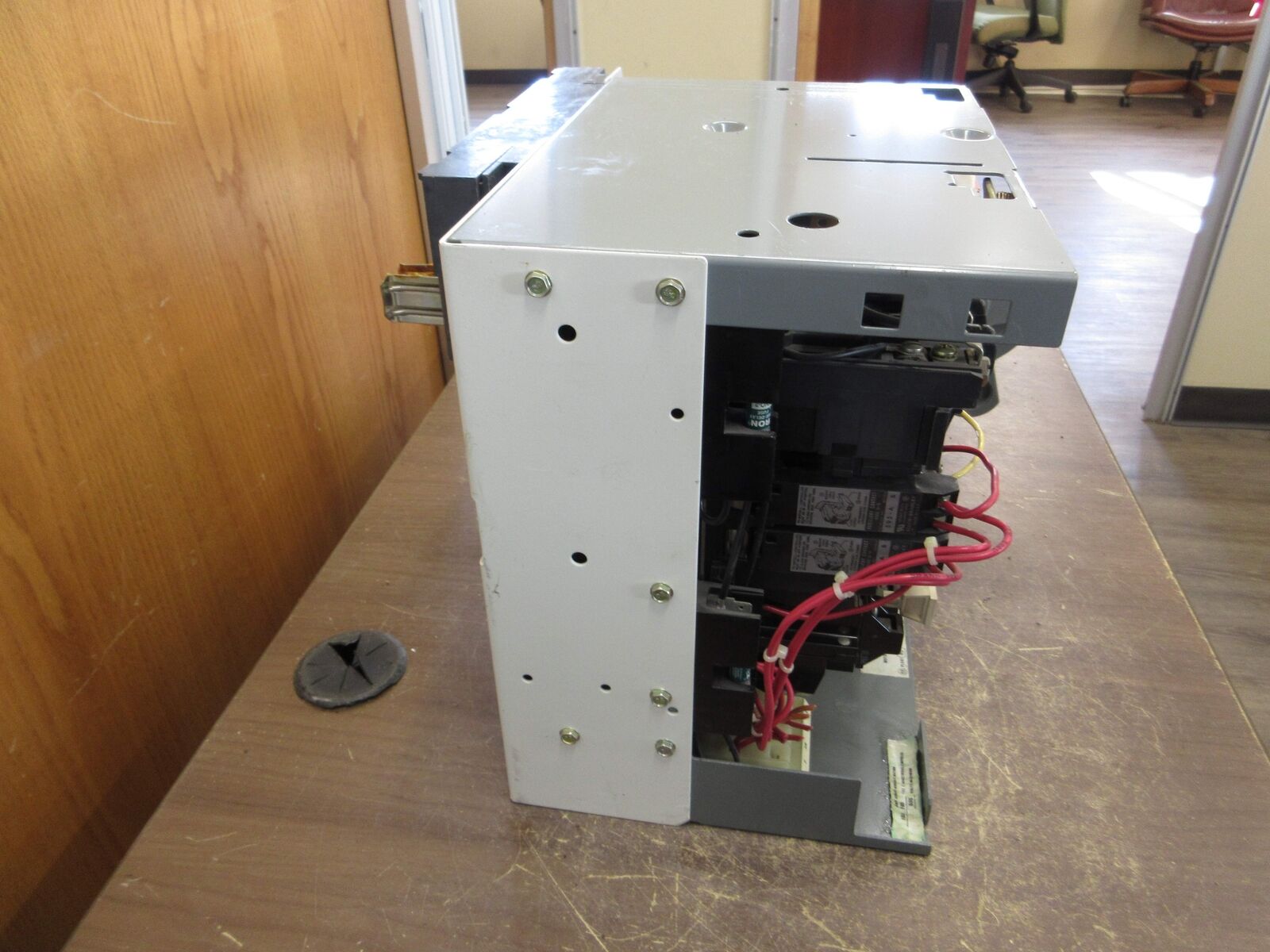 Allen-Bradley Size 2 MCC Bucket 2112B-CDB-4R-6P-25R-9000 480V 3Ph 60Hz 120V Coil
