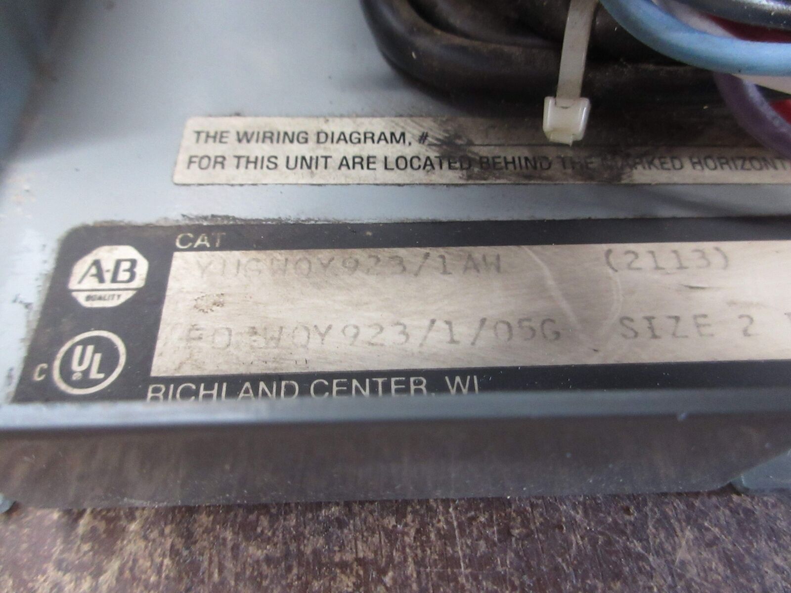 Allen-Bradley Size 2 MCC Bucket YUGWQY923/1AW 480V 3Ph 60Hz 120V Coil w/ Door