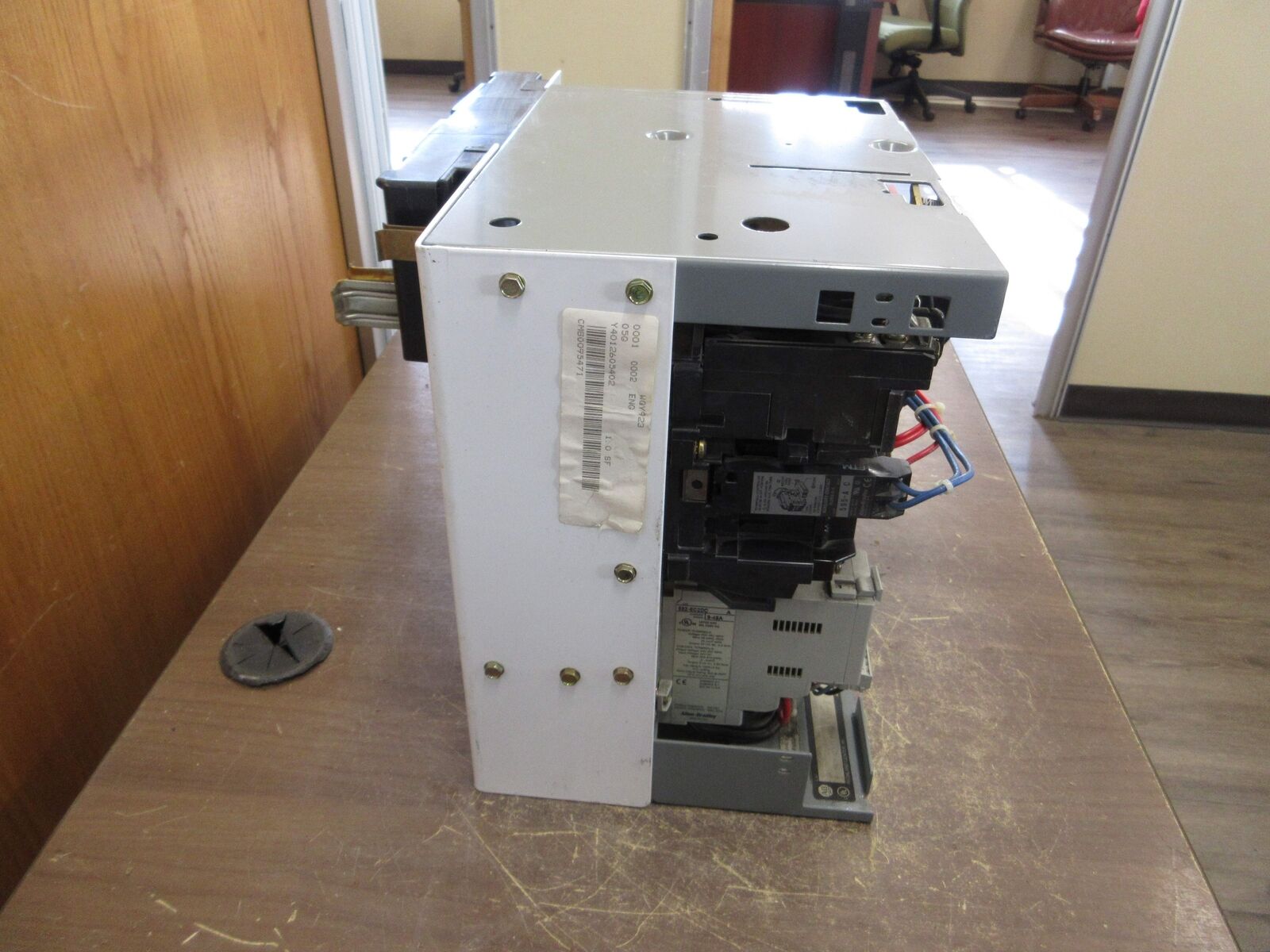 Allen-Bradley Size 2 MCC Bucket YUGWQY923/1AW 480V 3Ph 60Hz 120V Coil w/ Door