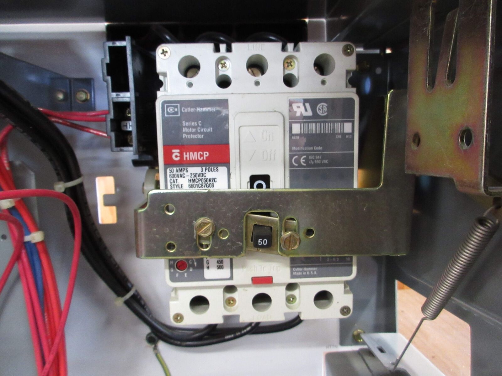 Allen-Bradley Size 2 MCC Bucket YUGWQY923/1AW 480V 3Ph 60Hz 120V Coil w/ Door