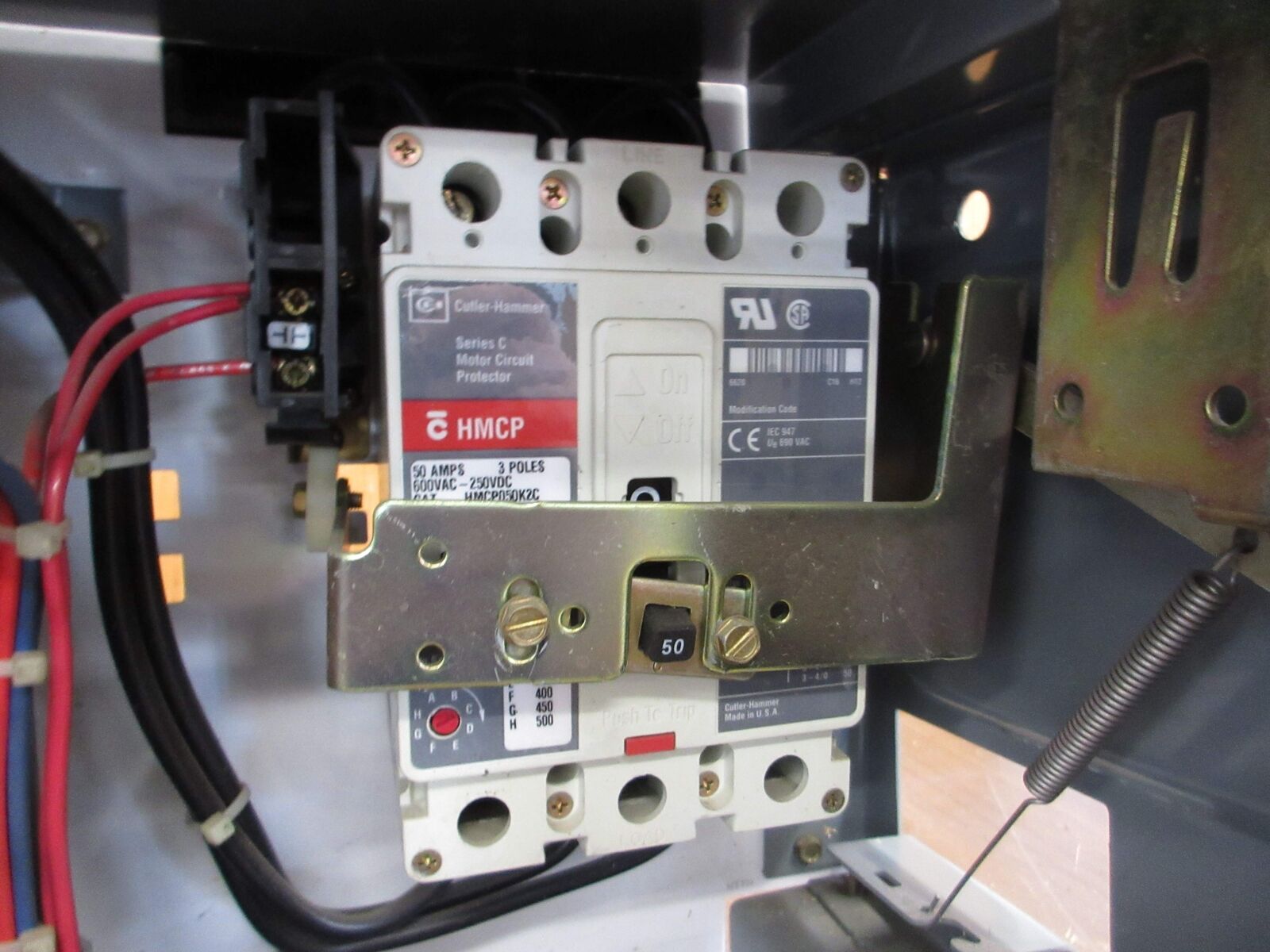 Allen-Bradley Size 2 MCC Bucket YUGWQY923/1AW 480V 3Ph 60Hz 120V Coil w/ Door
