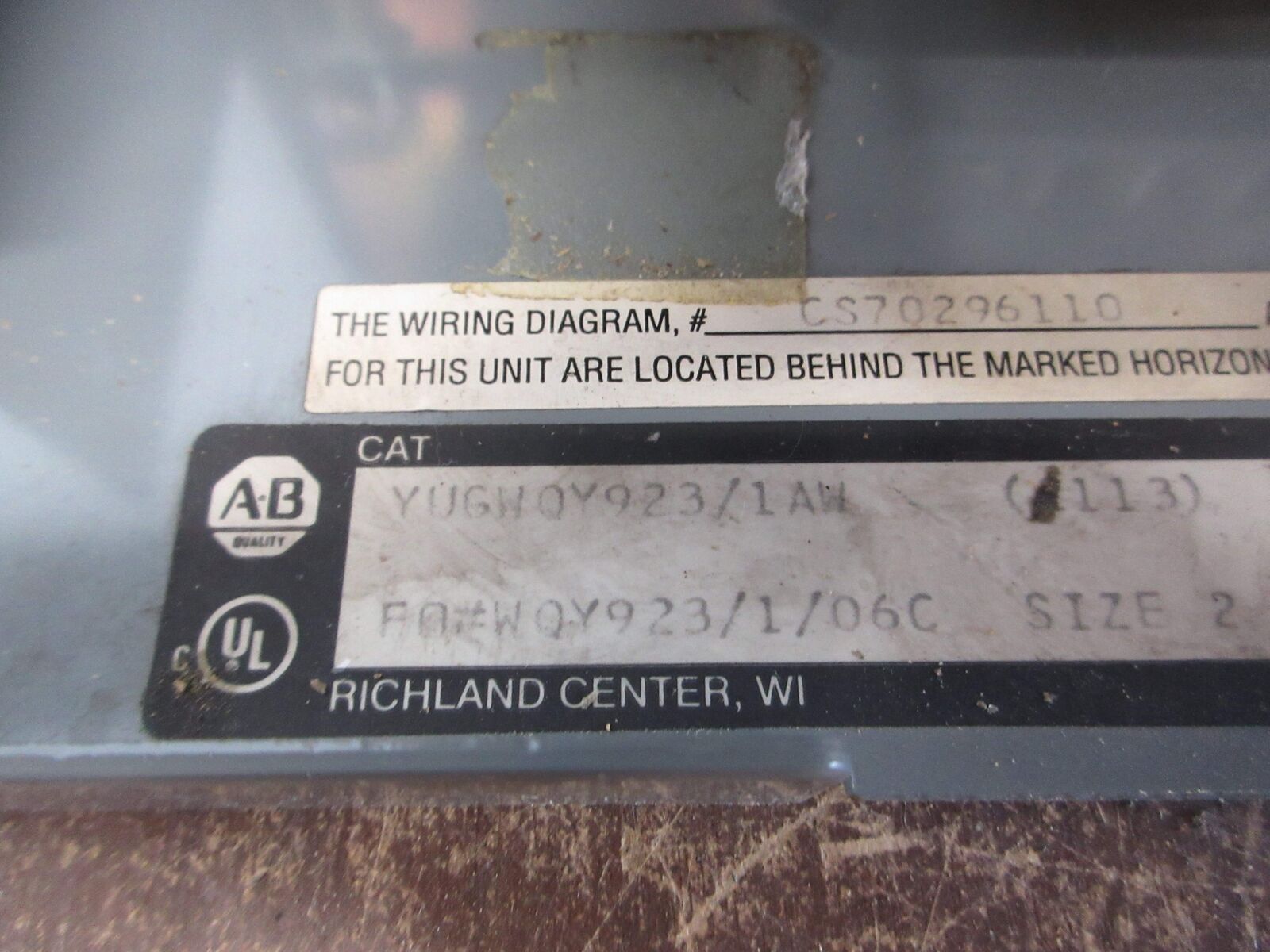 Allen-Bradley Size 2 MCC Bucket YUGWQY923/1AW 480V 3Ph 60Hz 120V Coil w/ Door
