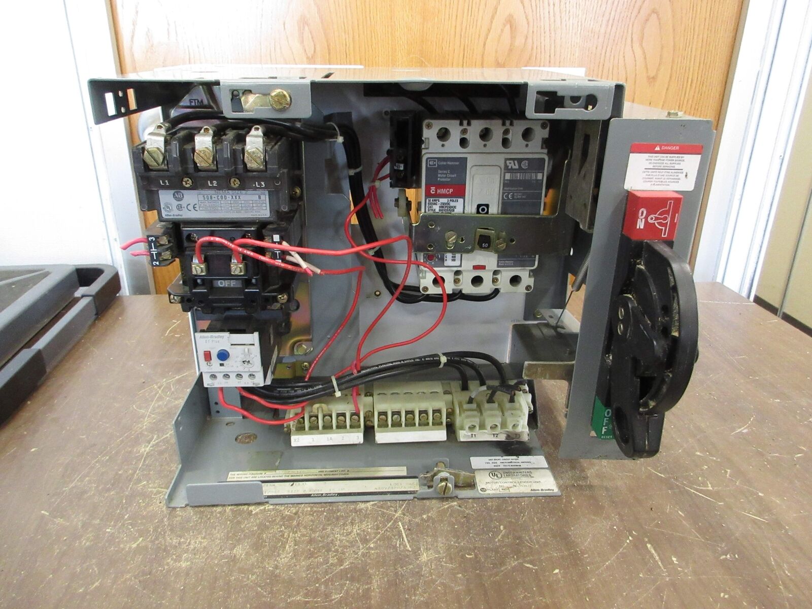 Allen-Bradley Size 2 MCC Bucket YUGWQY923/1AW 480V 3Ph 60Hz 120V Coil w/ Door