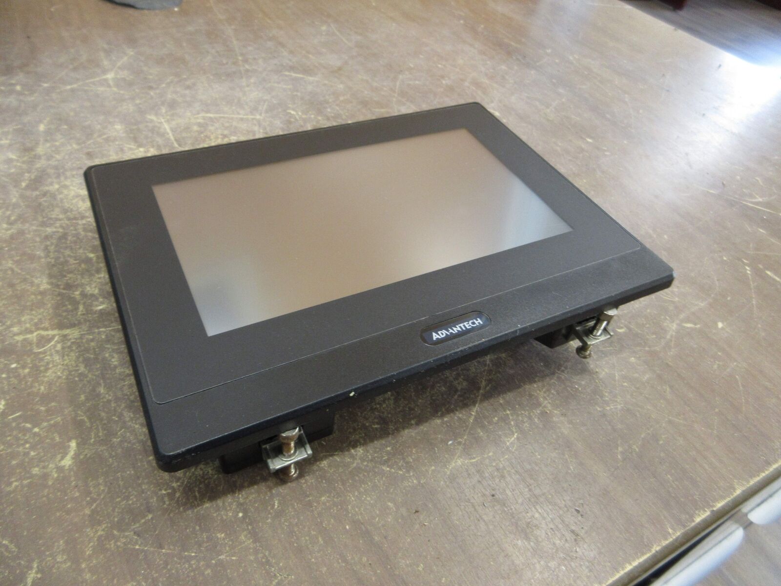 Advantech Operator Panel WOP-2070K-S1AE 24VDC 0.6A *(3) Mounts* Used