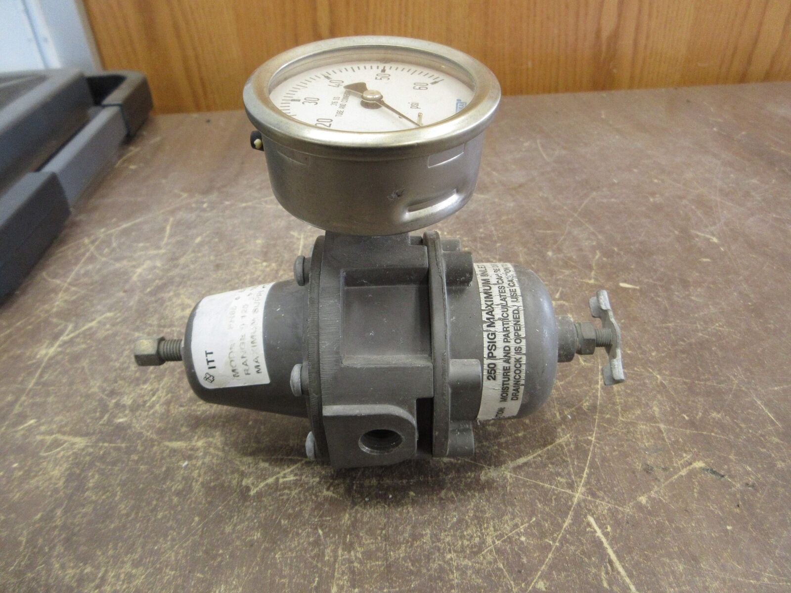 ITT Conoflow Pressure Regulator ER95-EX1G Range: 0-125PSI Used