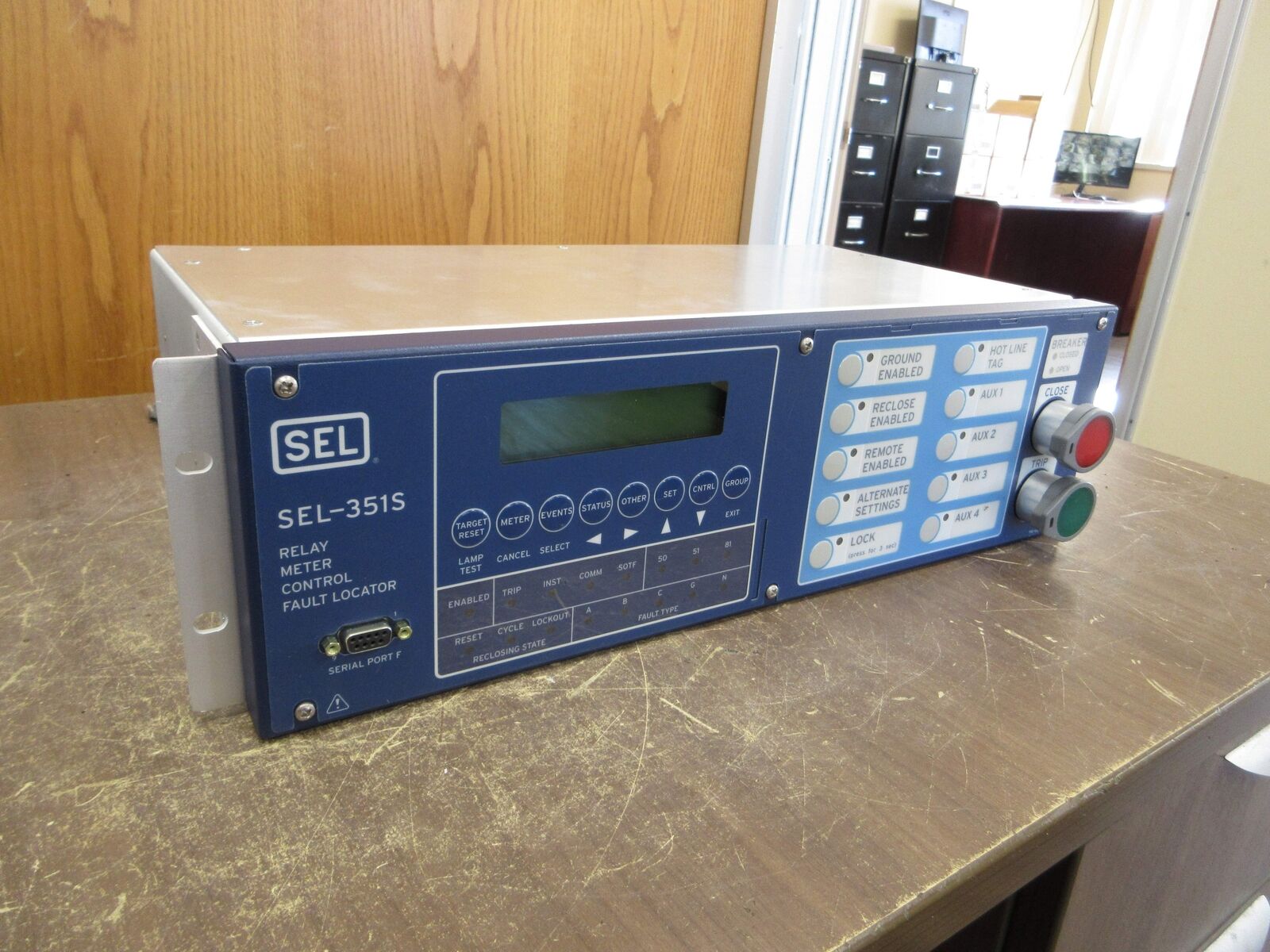 SEL SEL-351S Relay Meter Control Fault Locator 0351S7YHB4554X1 Used