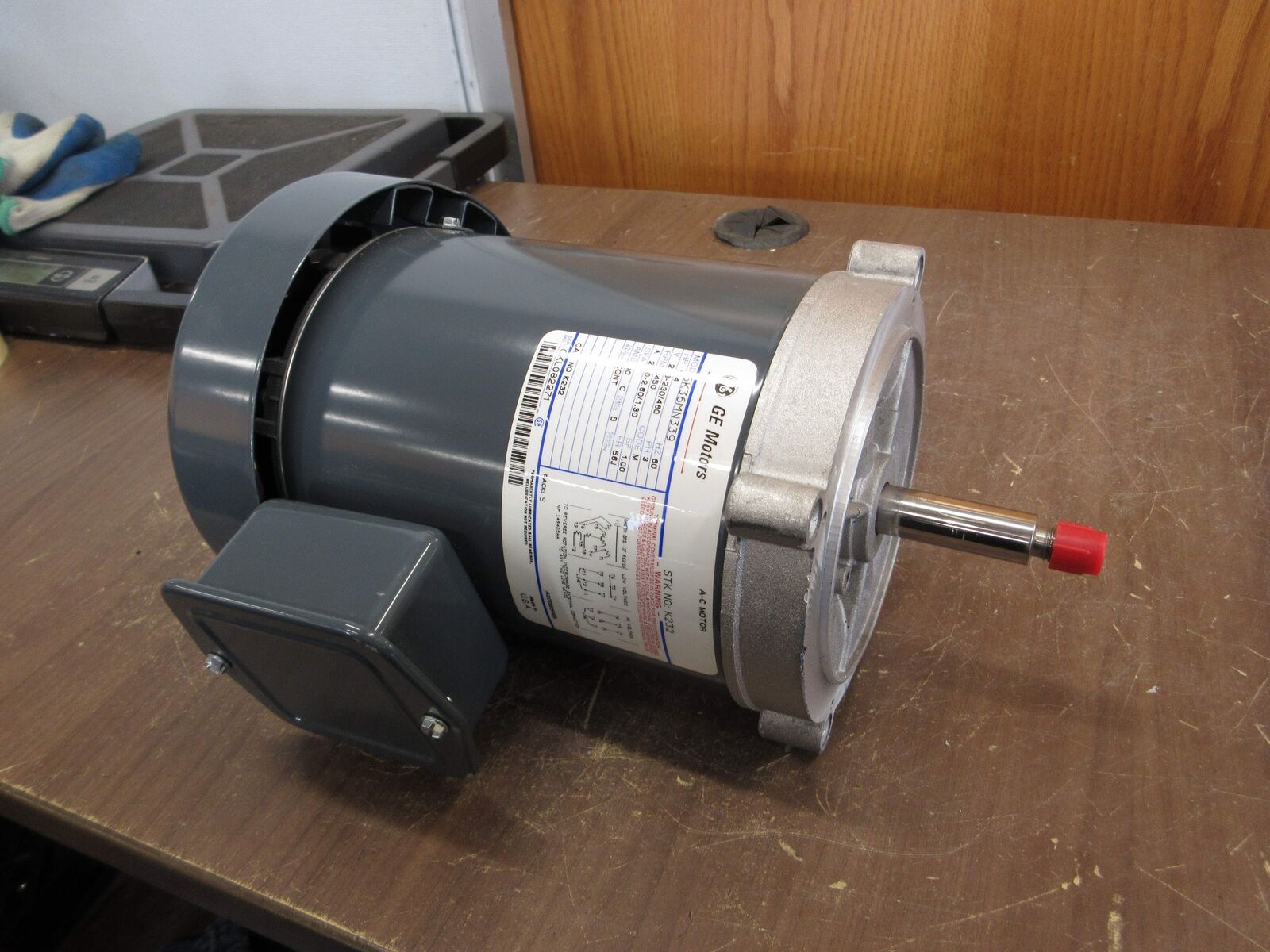 GE Motor 5K36MN339 3/4HP 3600RPM 208-230/460V 2.60/1.30A 60Hz 3Ph New Surplus