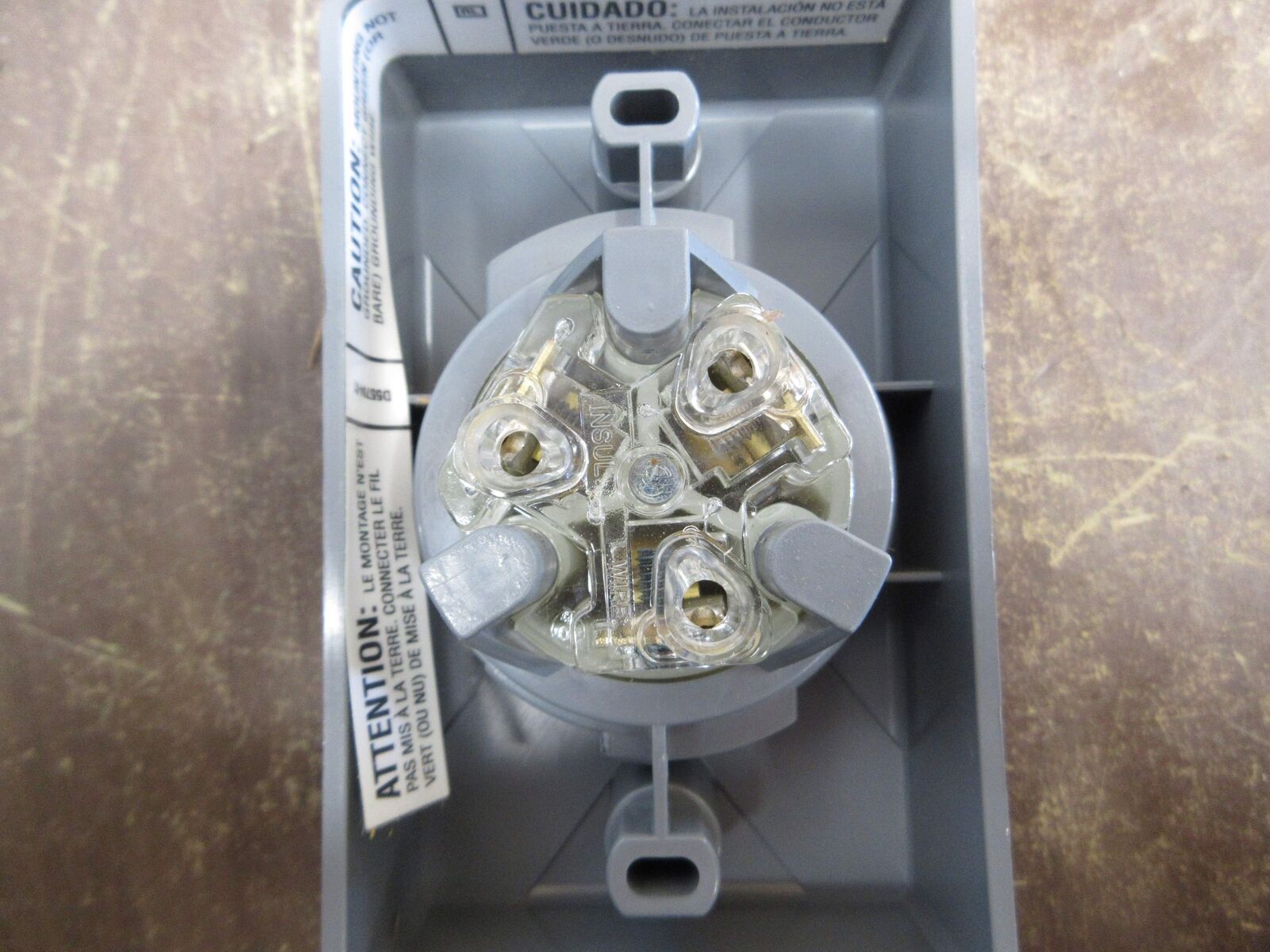 Hubbell Safety-Shroud Twist-Lock Receptacle HBL2310SR 20A 125V 2P 3W New Surplus