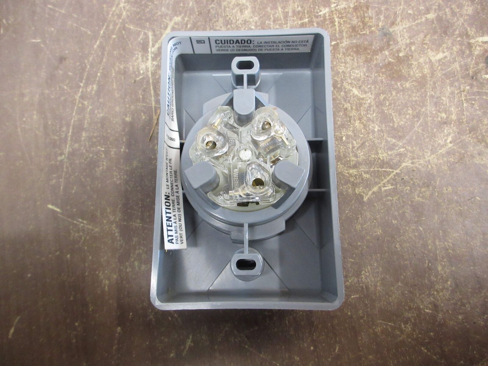 Hubbell Safety-Shroud Twist-Lock Receptacle HBL2310SR 20A 125V 2P 3W New Surplus