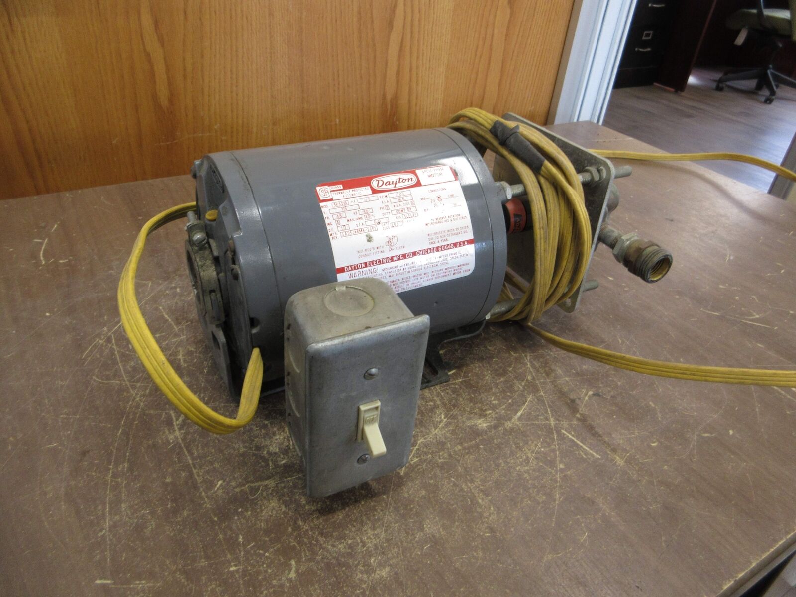 Dayton Teel Pump 1P782 1/3HP 1725RPM 115V 60Hz 1Ph Used