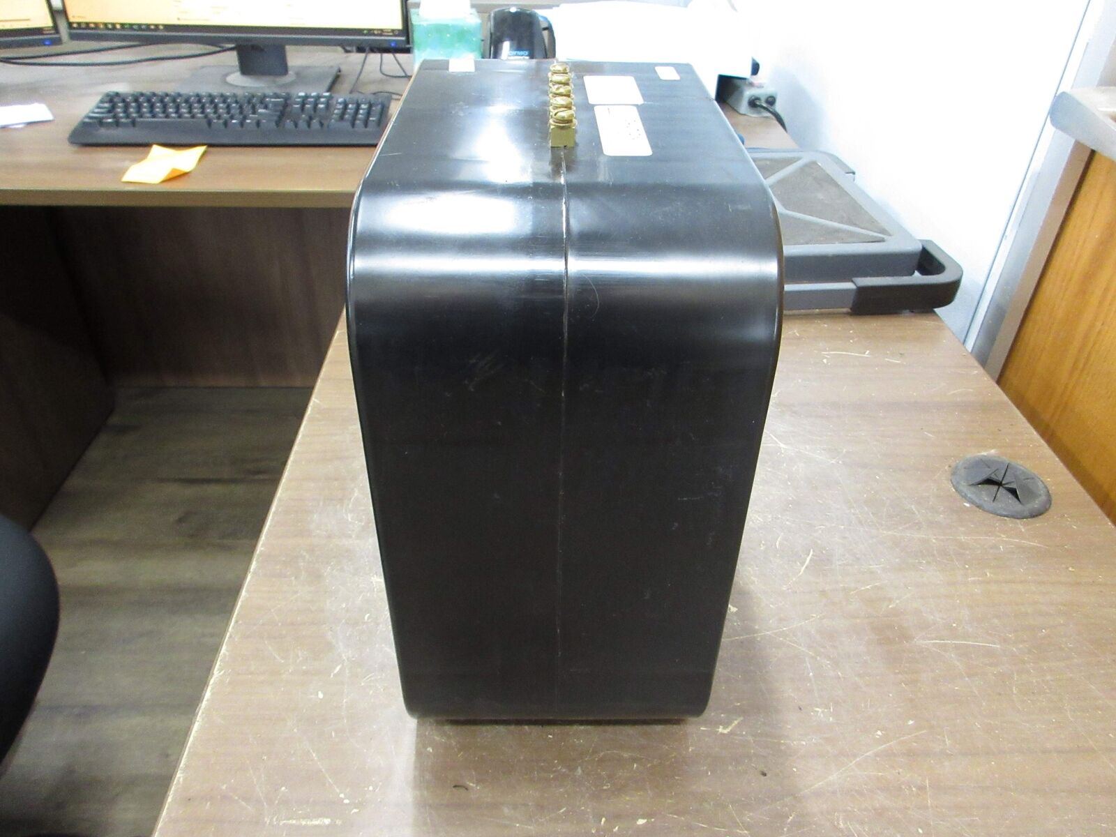 Instrument Transformers Current Transformer 143-122MR Ratio 1200:5A 600V Used