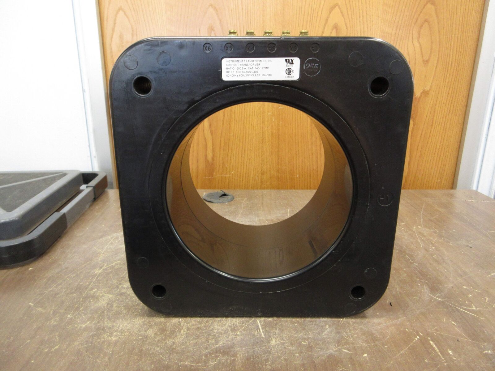 Instrument Transformers Current Transformer 143-122MR Ratio 1200:5A 600V Used