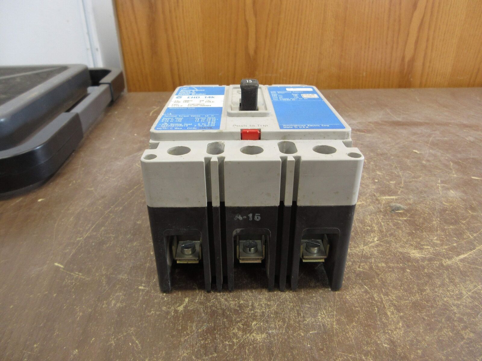 Westinghouse Circuit Breaker EHD3015 15A 480V 3P Used