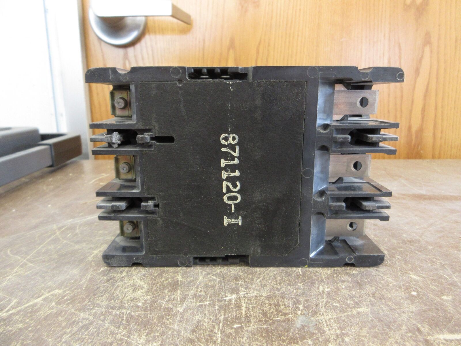 Westinghouse Circuit Breaker EHD3015 15A 480V 3P Used