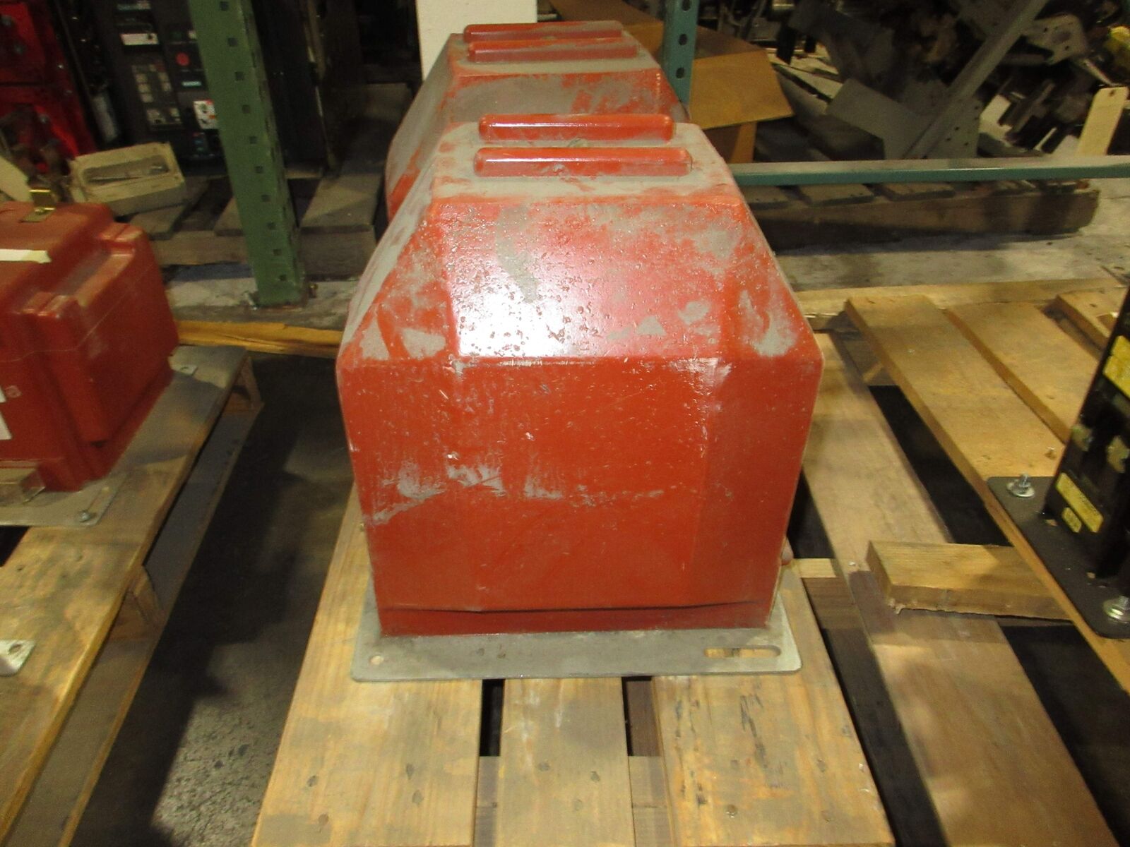 Instrument Transformers Voltage Transformer PT7-1-150-2012D 1500VA Pri: 20125V