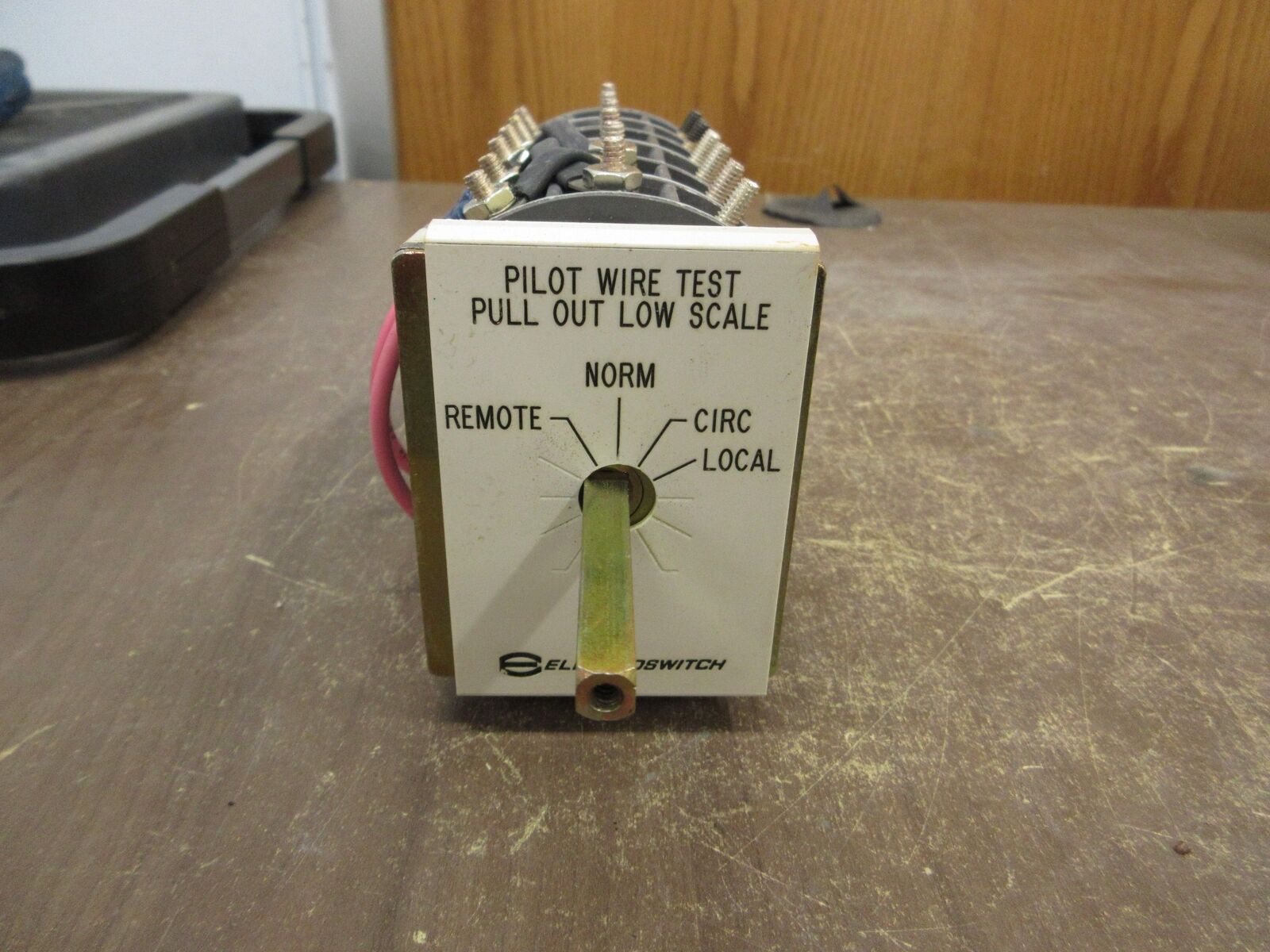 Elecroswitch Rotary Switch 508A468G01 Pilot Wire Test Pullout Low Scale *No Hand
