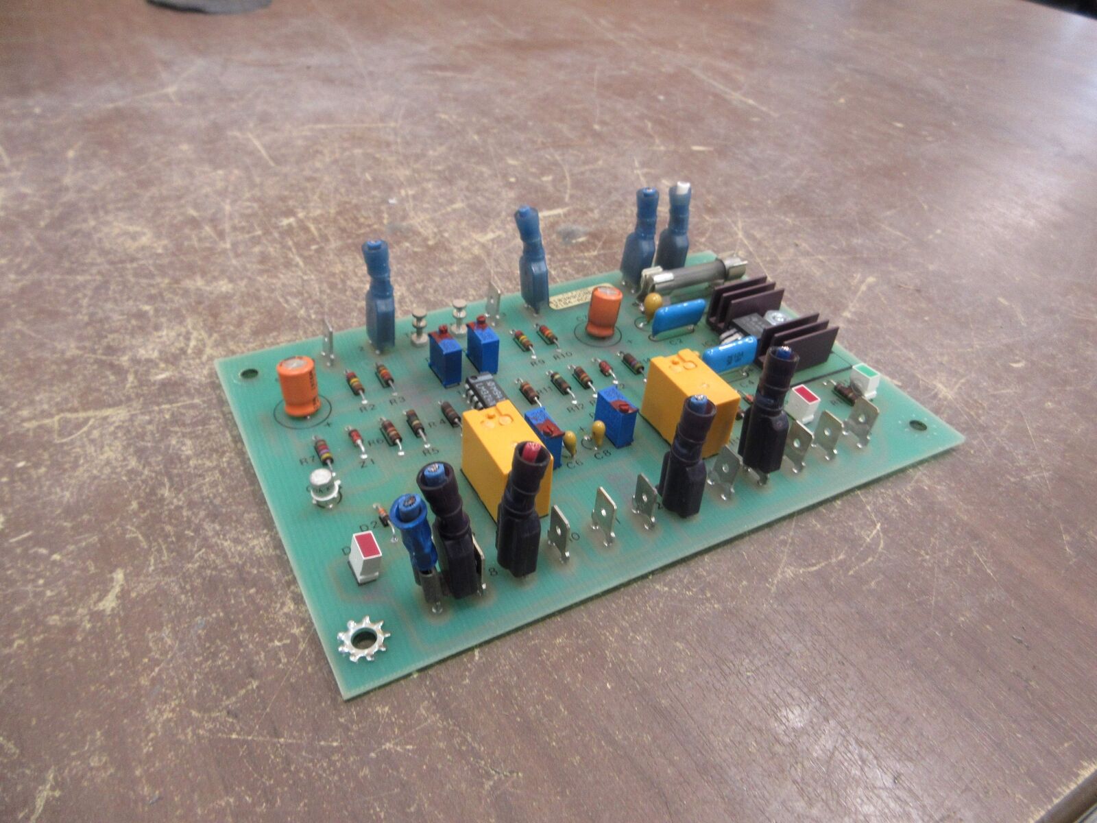 Misc. Brand Control Board 41030900 Rev. 00 Used