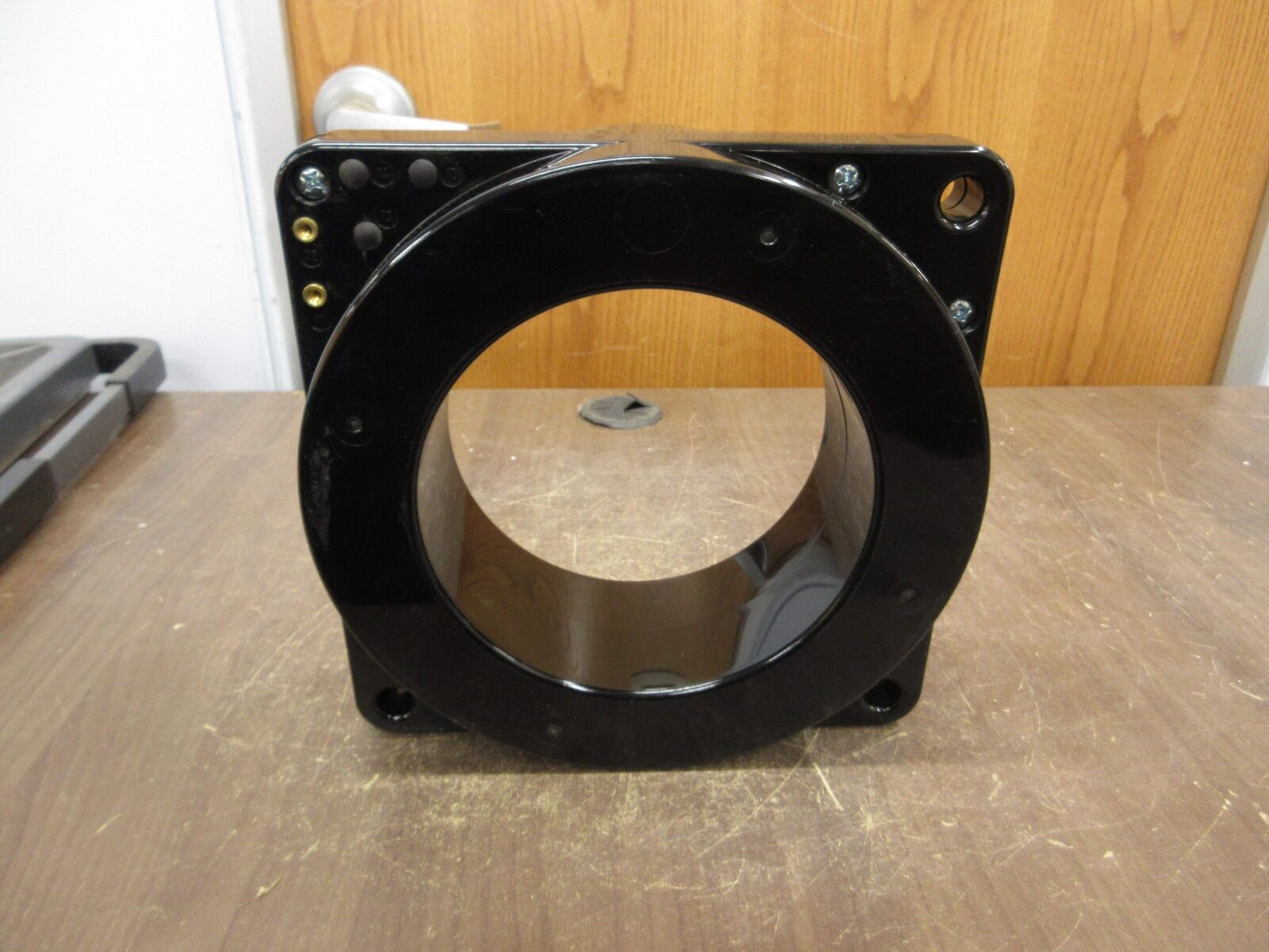 ABB SCV Current Transformer 7527A70G11 Ratio 1200:5A 600V 50-400Hz 10kV BIL